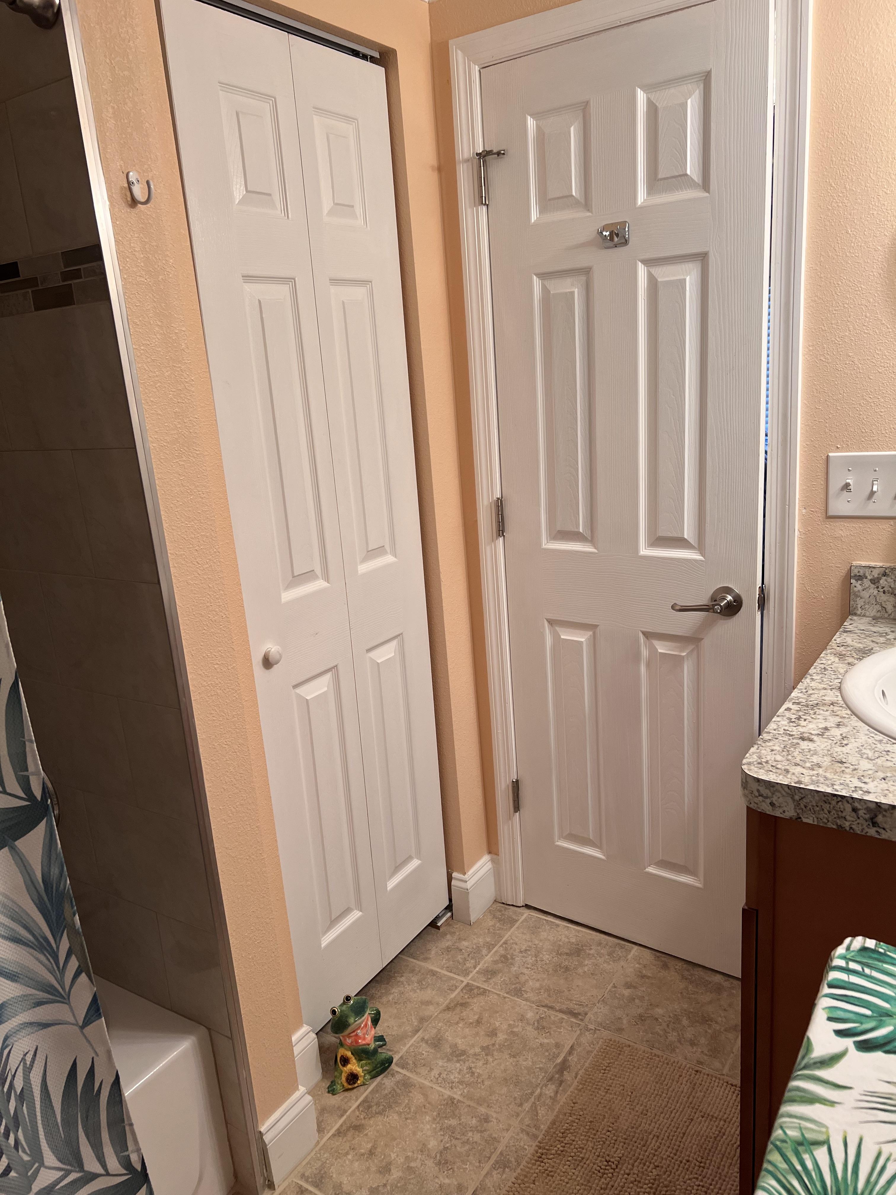 5872 Camelot Drive South, Lot 208, Sarasota, Florida 34233, 2 Bedrooms Bedrooms, ,2 BathroomsBathrooms,55-Plus Mobile Home,For Sale,Camelot Drive South, Lot 208,3988