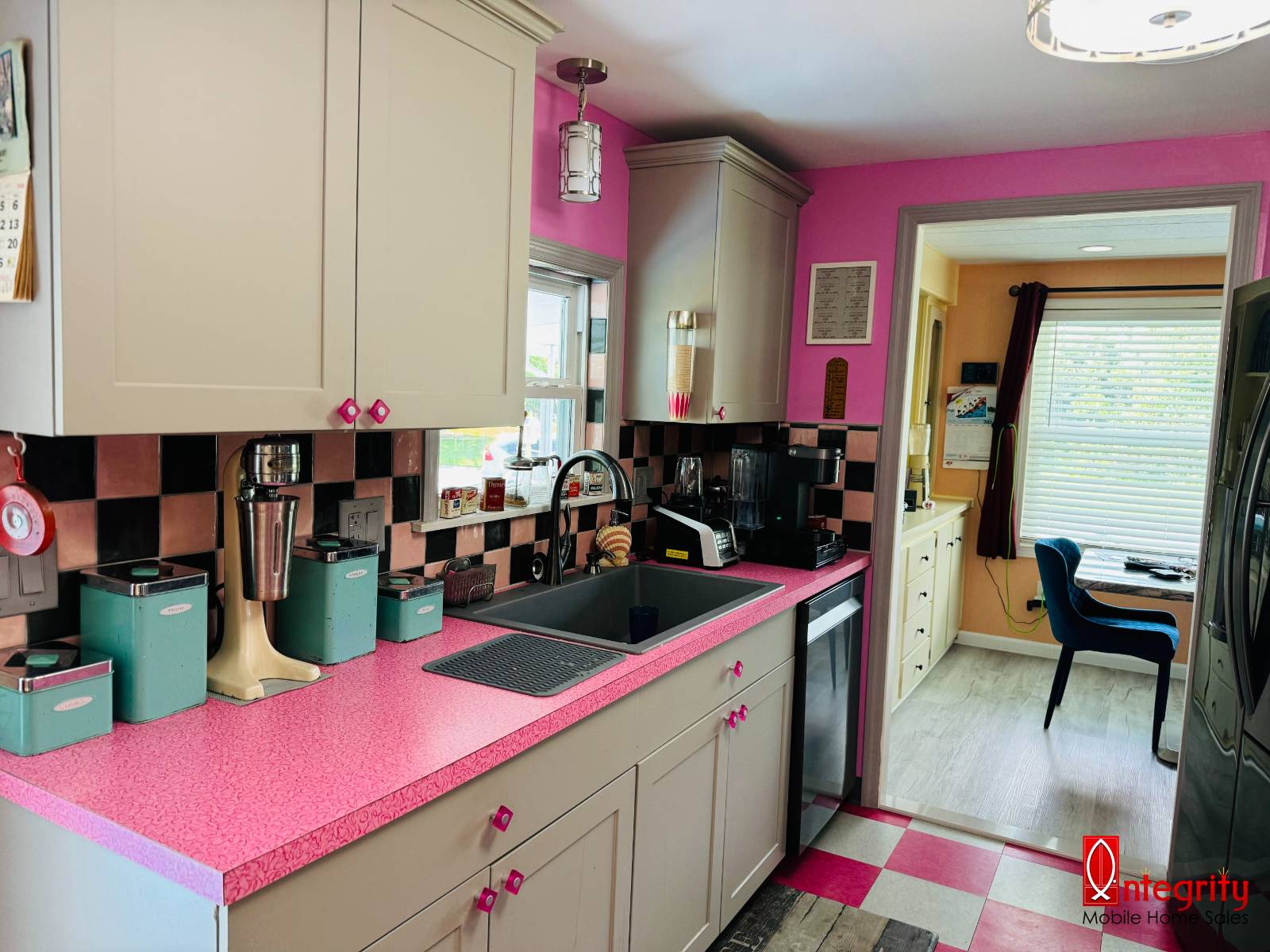 7611 Bonita Way, Ellenton, Florida 34222, 2 Bedrooms Bedrooms, ,2 BathroomsBathrooms,55-Plus Mobile Home,For Sale,Bonita Way,3989