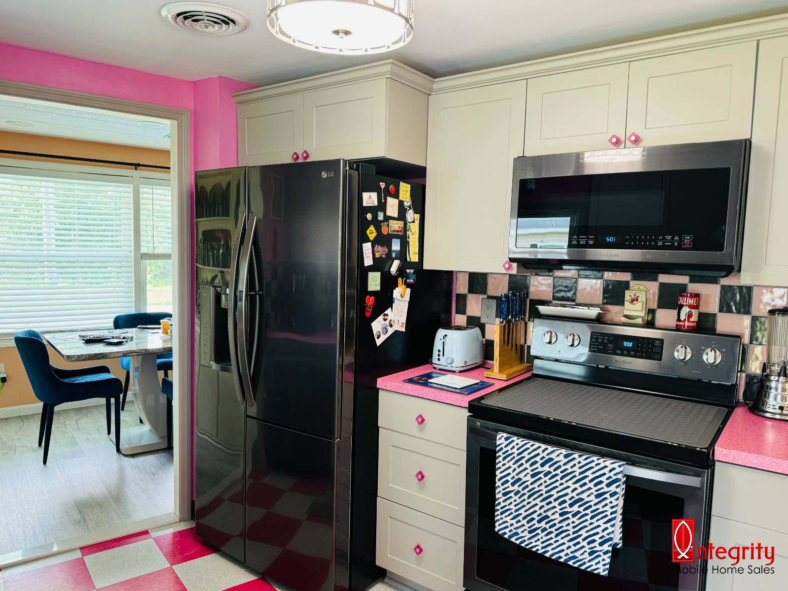 7611 Bonita Way, Ellenton, Florida 34222, 2 Bedrooms Bedrooms, ,2 BathroomsBathrooms,55-Plus Mobile Home,For Sale,Bonita Way,3989