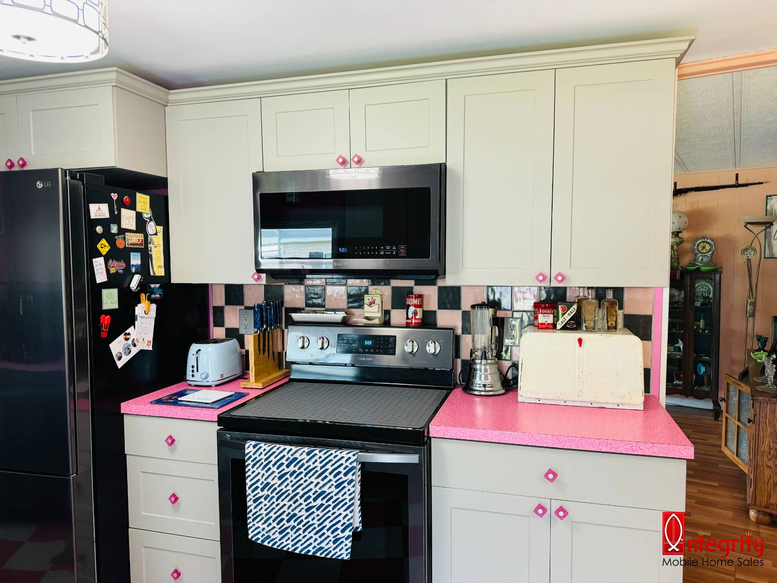 7611 Bonita Way, Ellenton, Florida 34222, 2 Bedrooms Bedrooms, ,2 BathroomsBathrooms,55-Plus Mobile Home,For Sale,Bonita Way,3989