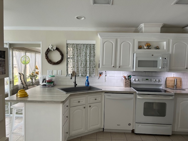 6604 Lacey Lane, Ellenton, Florida 34222, 2 Bedrooms Bedrooms, ,2 BathroomsBathrooms,55-Plus Mobile Home,For Sale,Lacey Lane,3992