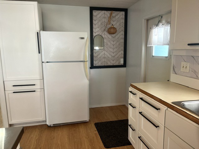 4378 Indian River Drive W, Edgewater, Florida 32141, 2 Bedrooms Bedrooms, ,2 BathroomsBathrooms,All - Age Mobile Home,For Sale,Indian River Drive W,4001