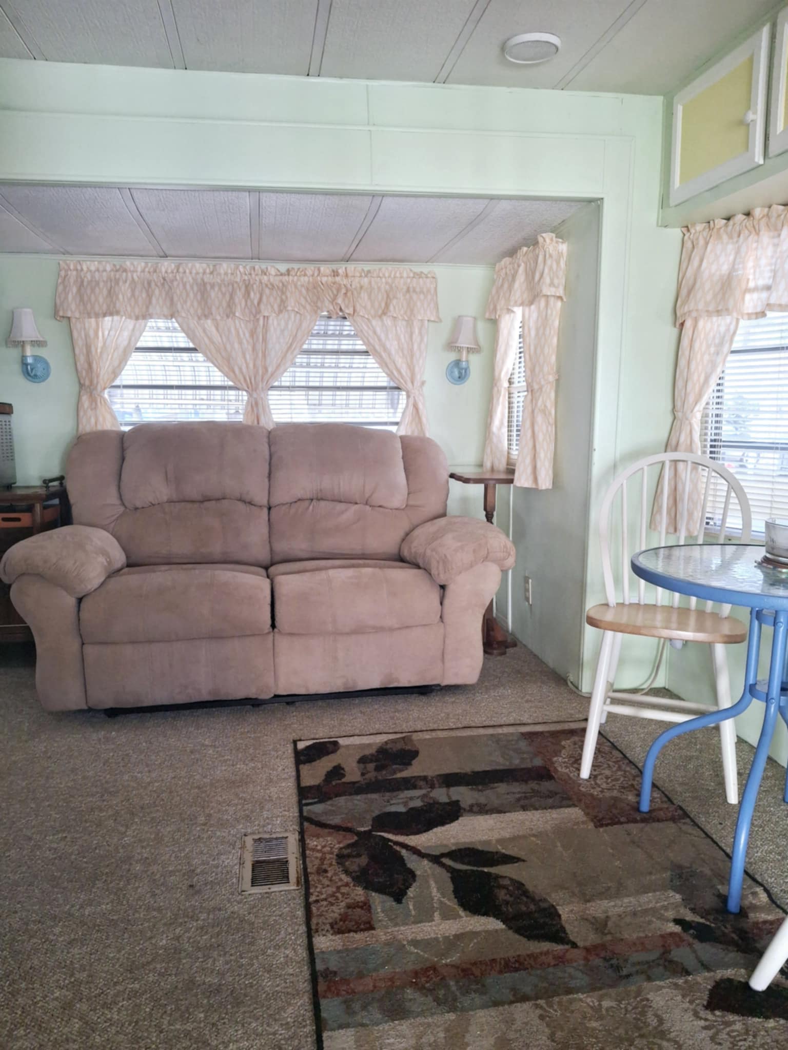 6223 Carl Shepard Drive, Ruskin, Florida 33570, 1 Bedroom Bedrooms, ,1 BathroomBathrooms,55-Plus Mobile Home,For Rent,Carl Shepard Drive,4007