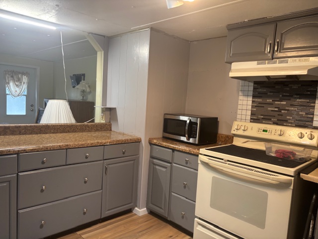 15666 49th St N, Lot 1006, Clearwater, Florida 33762, 2 Bedrooms Bedrooms, ,2 BathroomsBathrooms,55-Plus Mobile Home,For Sale,49th St N, Lot 1006,4010