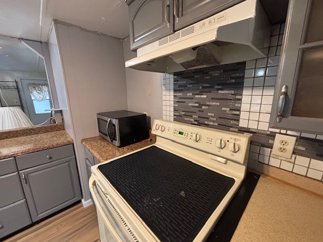 15666 49th St N, Lot 1006, Clearwater, Florida 33762, 2 Bedrooms Bedrooms, ,2 BathroomsBathrooms,55-Plus Mobile Home,For Sale,49th St N, Lot 1006,4010