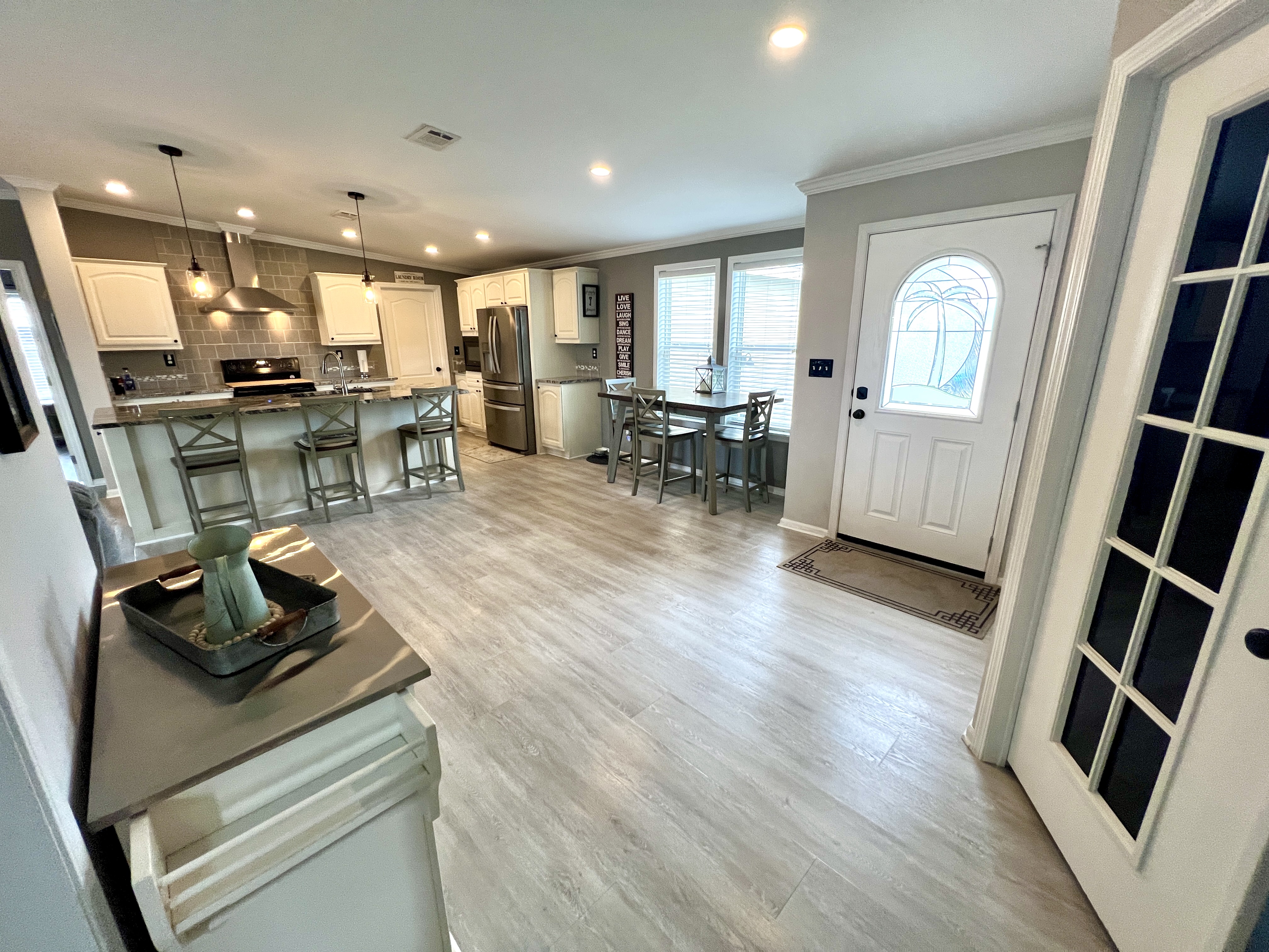 8111 Buena Vista Way, Ellenton, Florida 34222, 3 Bedrooms Bedrooms, ,2 BathroomsBathrooms,55-Plus Mobile Home,For Sale,Buena Vista Way,4019