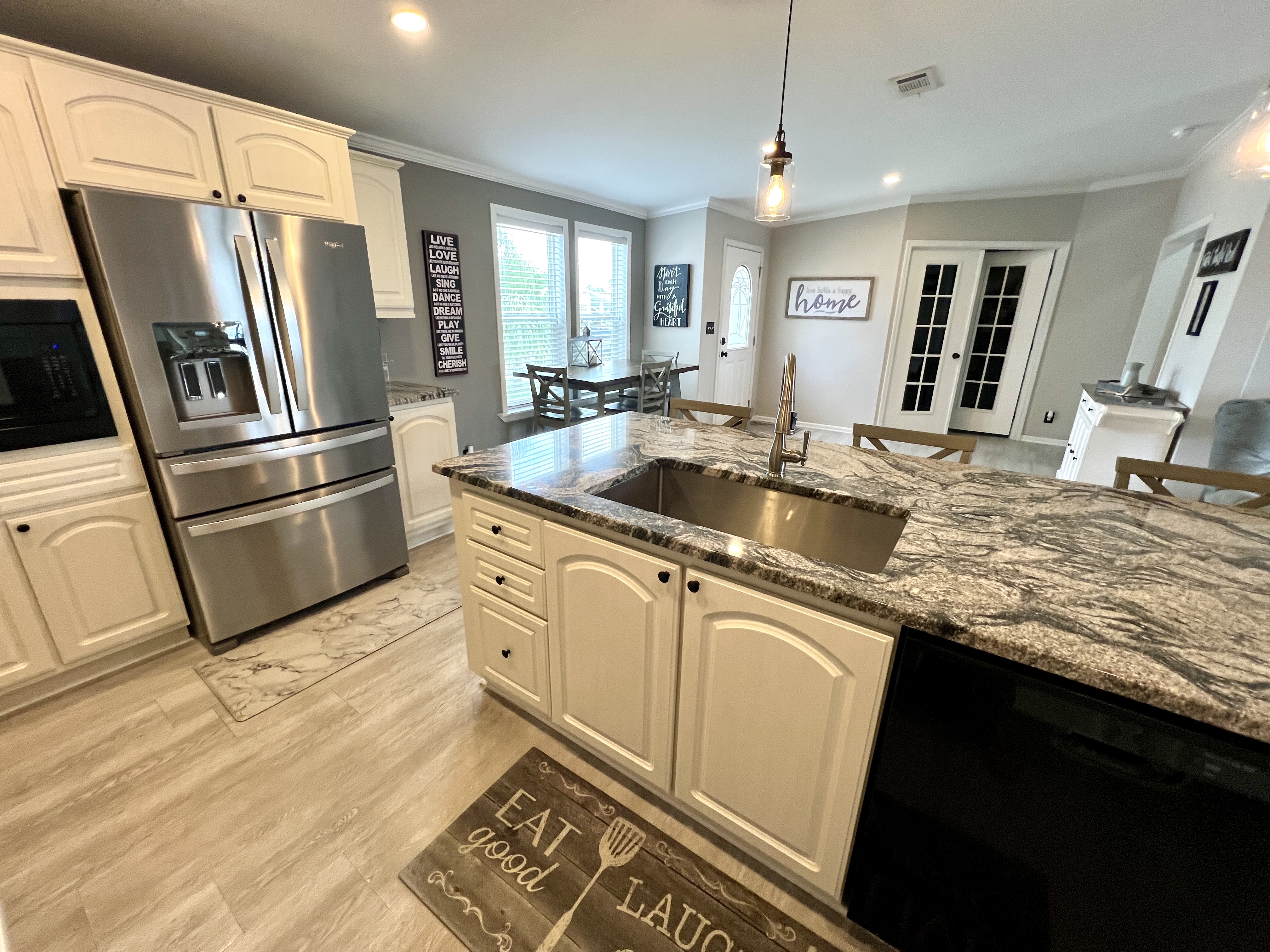 8111 Buena Vista Way, Ellenton, Florida 34222, 3 Bedrooms Bedrooms, ,2 BathroomsBathrooms,55-Plus Mobile Home,For Sale,Buena Vista Way,4019