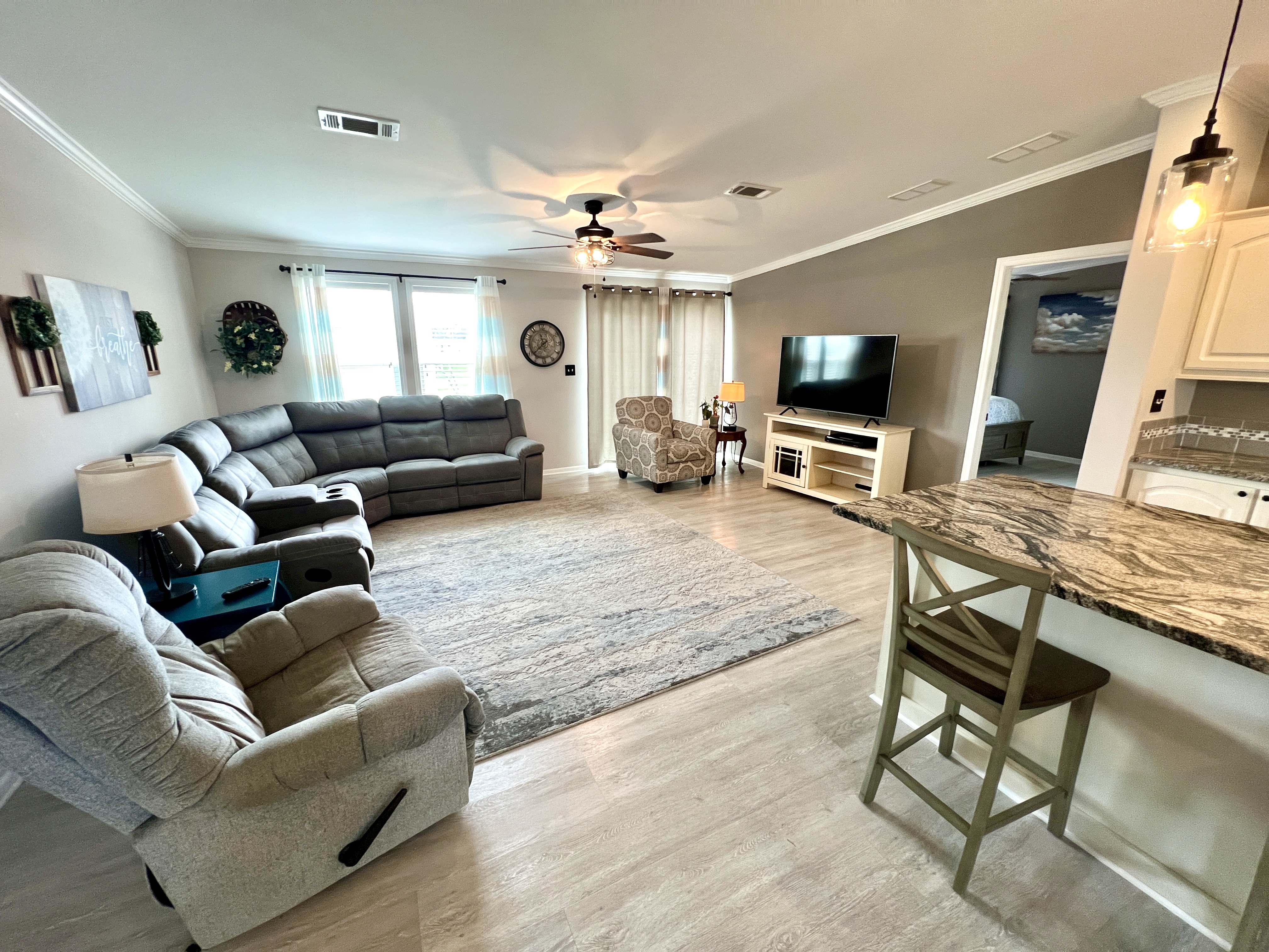 8111 Buena Vista Way, Ellenton, Florida 34222, 3 Bedrooms Bedrooms, ,2 BathroomsBathrooms,55-Plus Mobile Home,For Sale,Buena Vista Way,4019