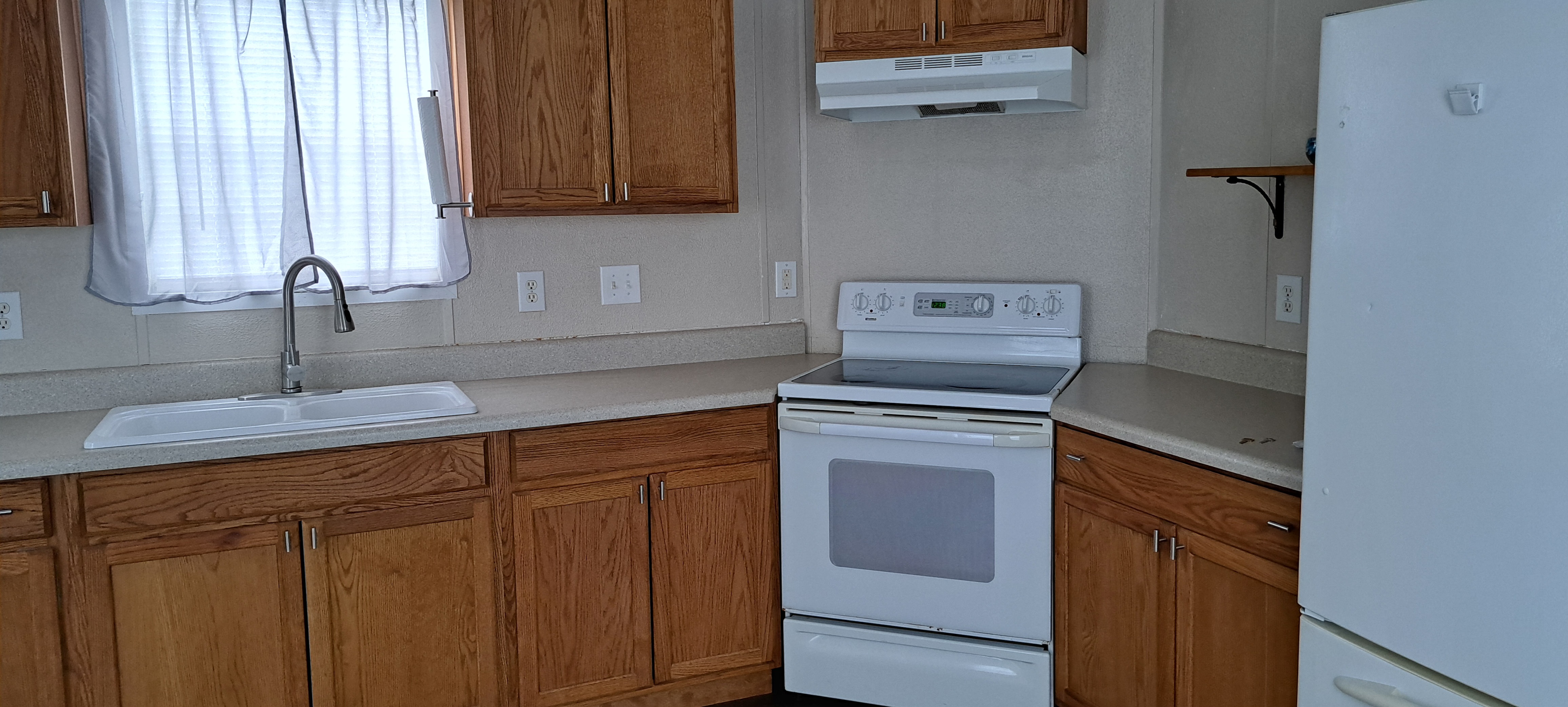 6030 150th Avenue N, Lot 76, Clearwater, Florida 33760, 2 Bedrooms Bedrooms, ,1.5 BathroomsBathrooms,All - Age Mobile Home,For Sale,150th Avenue N, Lot 76,4022