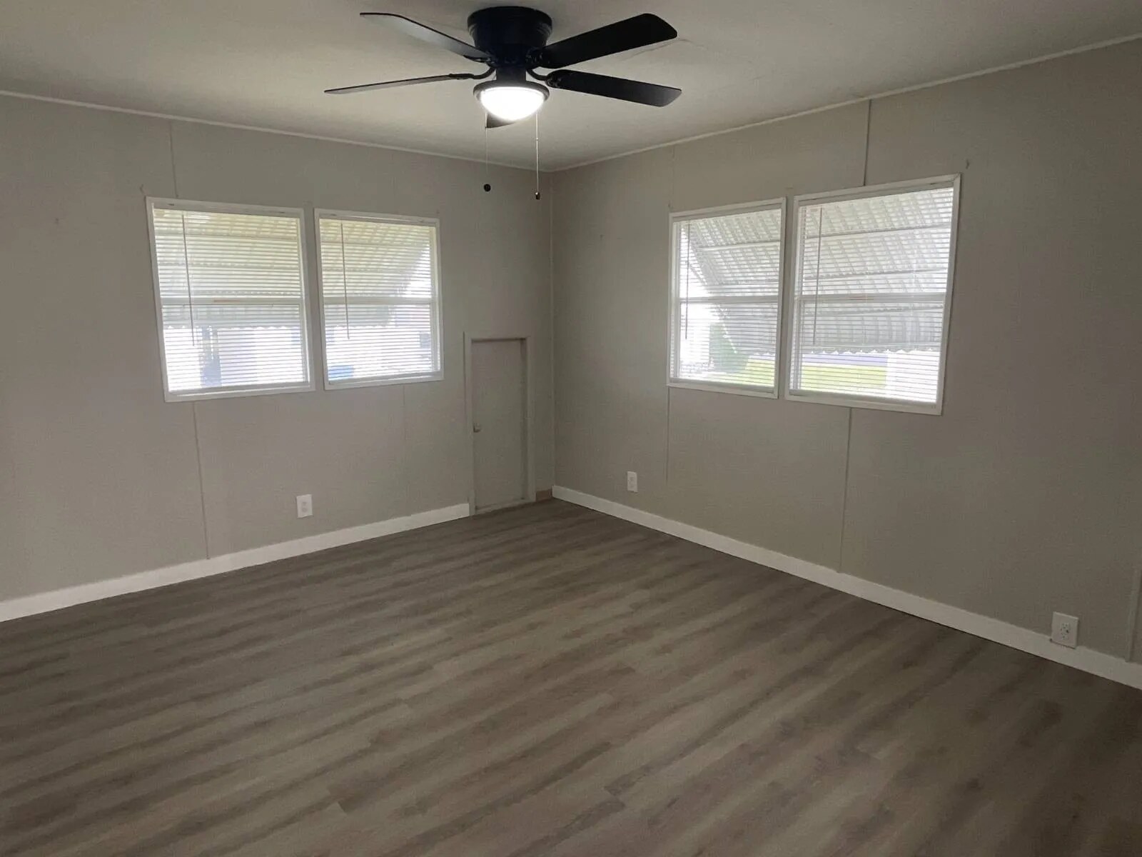 603 63rd Avenue West, Lot Q10, Bradenton, Florida 34207, 2 Bedrooms Bedrooms, ,2 BathroomsBathrooms,55-Plus Mobile Home,For Sale,63rd Avenue West, Lot Q10,4027