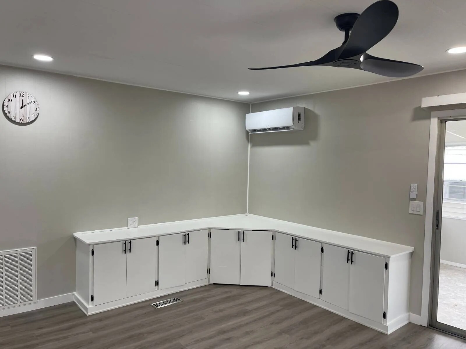 603 63rd Avenue West, Lot Q10, Bradenton, Florida 34207, 2 Bedrooms Bedrooms, ,2 BathroomsBathrooms,55-Plus Mobile Home,For Sale,63rd Avenue West, Lot Q10,4027