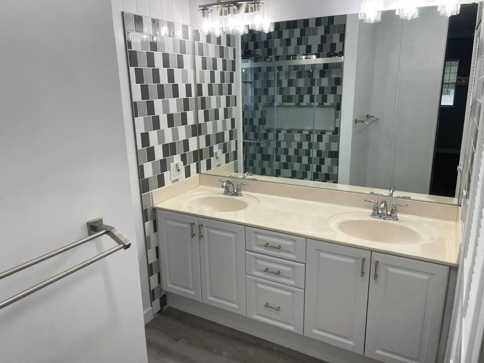 603 63rd Avenue West, Lot Q10, Bradenton, Florida 34207, 2 Bedrooms Bedrooms, ,2 BathroomsBathrooms,55-Plus Mobile Home,For Sale,63rd Avenue West, Lot Q10,4027