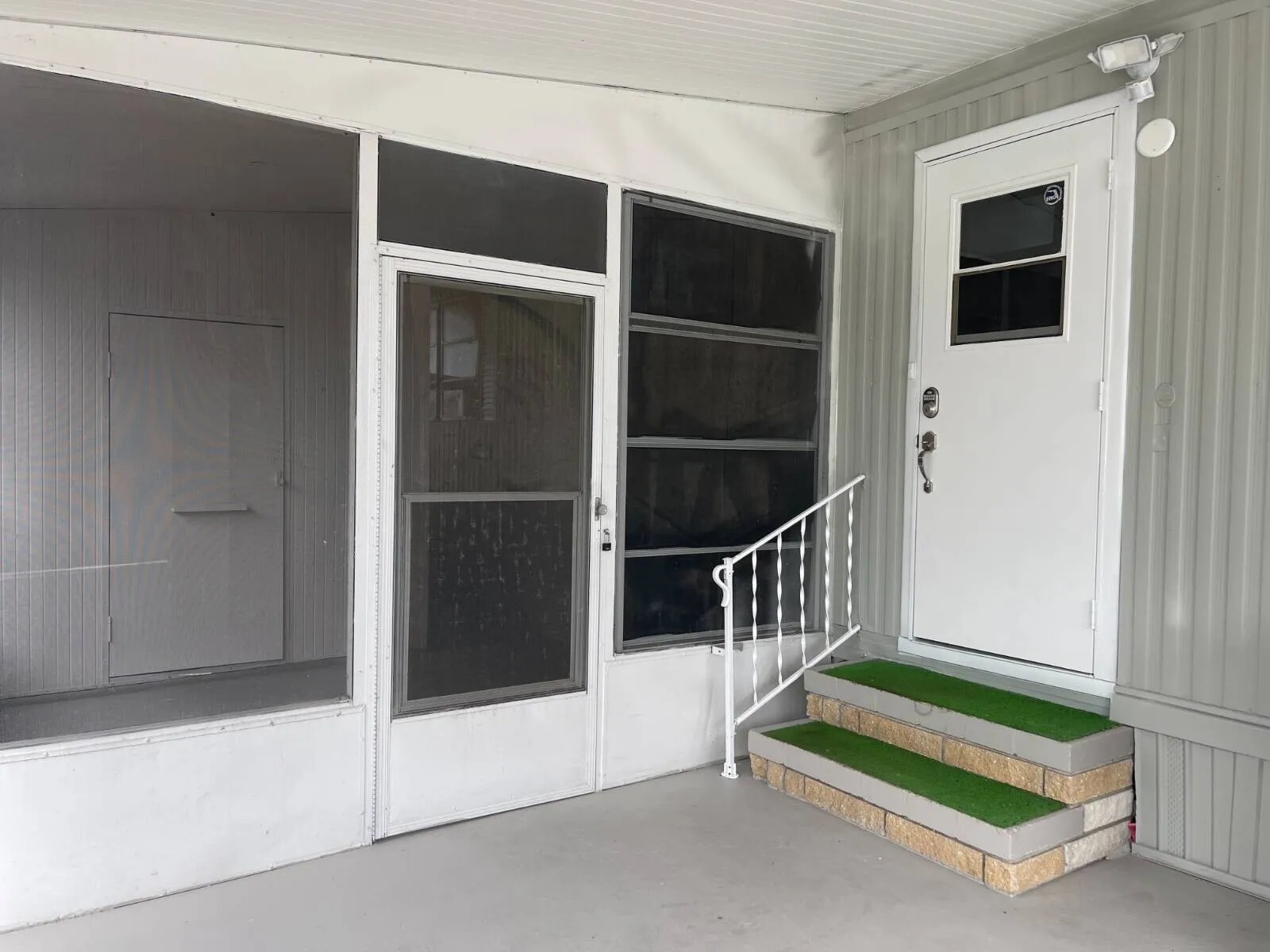 603 63rd Avenue West, Lot Q10, Bradenton, Florida 34207, 2 Bedrooms Bedrooms, ,2 BathroomsBathrooms,55-Plus Mobile Home,For Sale,63rd Avenue West, Lot Q10,4027