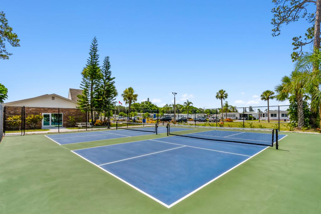 603 63rd Avenue West, Lot Q10, Bradenton, Florida 34207, 2 Bedrooms Bedrooms, ,2 BathroomsBathrooms,55-Plus Mobile Home,For Sale,63rd Avenue West, Lot Q10,4027