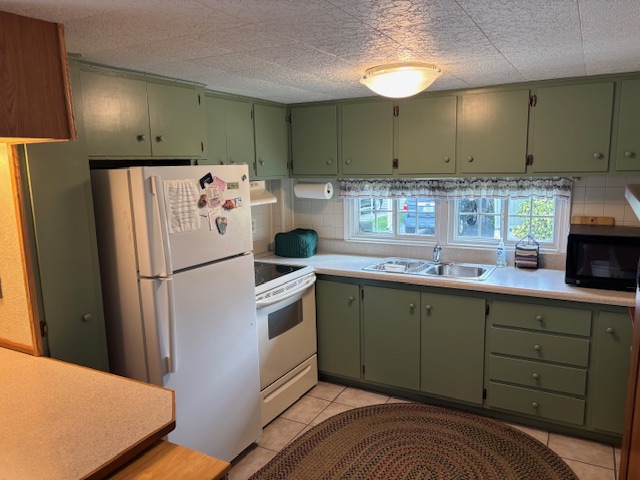 2419 Gulf to Bay Blvd, Lot 1314, Clearwater, Florida 33765, 2 Bedrooms Bedrooms, ,1.5 BathroomsBathrooms,55-Plus Mobile Home,For Sale,Gulf to Bay Blvd, Lot 1314,4029