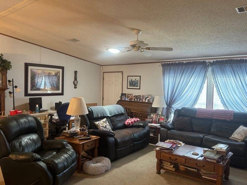 3305 Skyview Drive, Lot 22, Lakeland, Florida 33801, 3 Bedrooms Bedrooms, ,2 BathroomsBathrooms,55-Plus Mobile Home,For Sale,Skyview Drive, Lot 22,4030