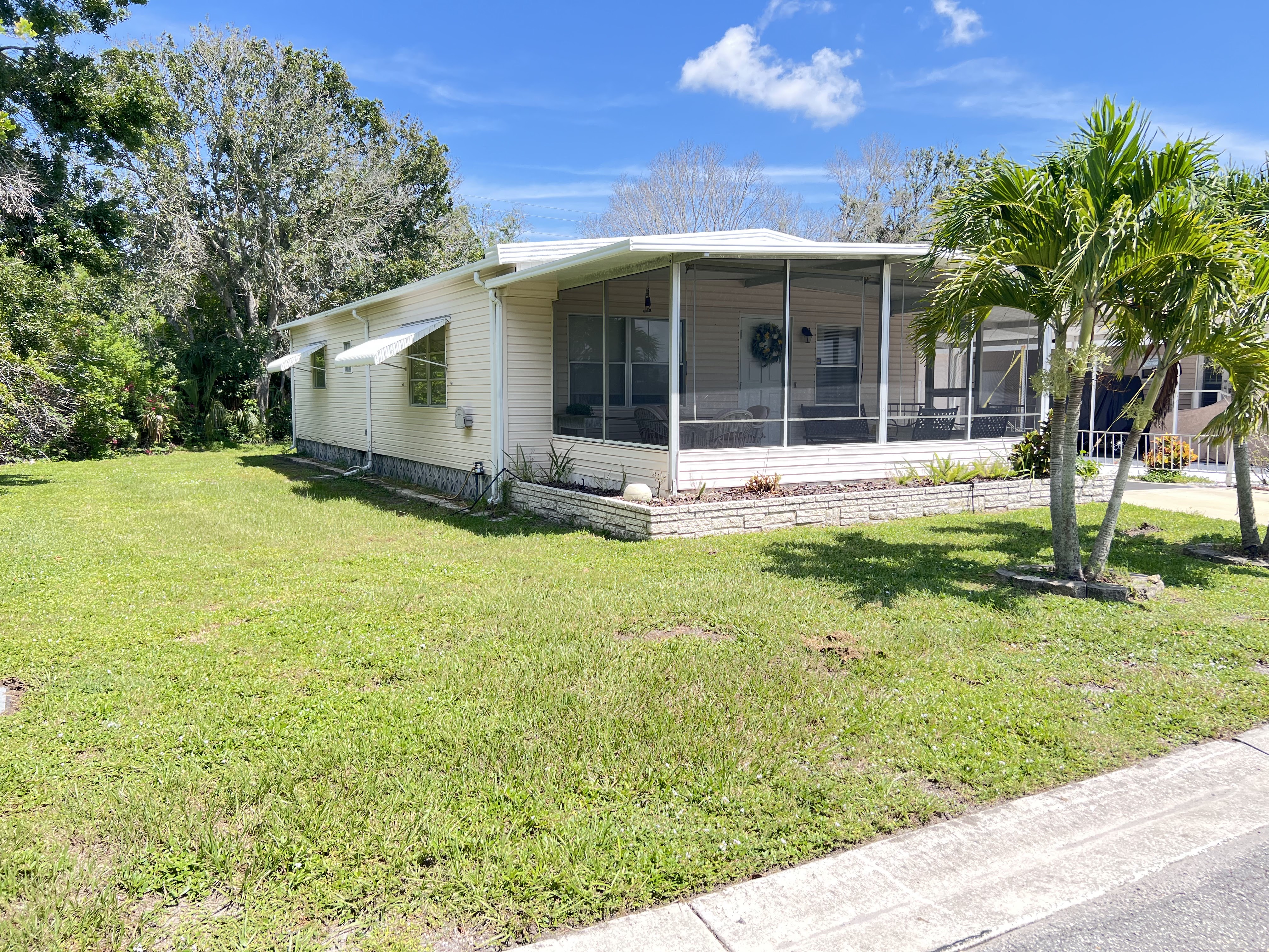 8221 Morgan Drive, Sarasota, Florida 34238, 2 Bedrooms Bedrooms, ,2 BathroomsBathrooms,55-Plus Mobile Home,For Sale,Morgan Drive,4033