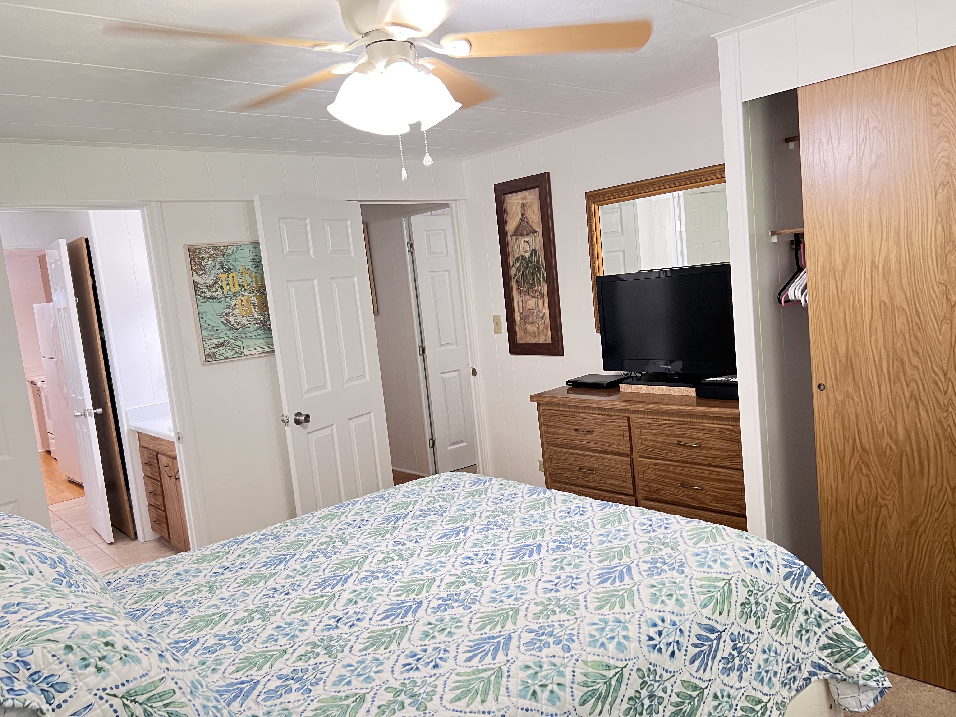 8221 Morgan Drive, Sarasota, Florida 34238, 2 Bedrooms Bedrooms, ,2 BathroomsBathrooms,55-Plus Mobile Home,For Sale,Morgan Drive,4033