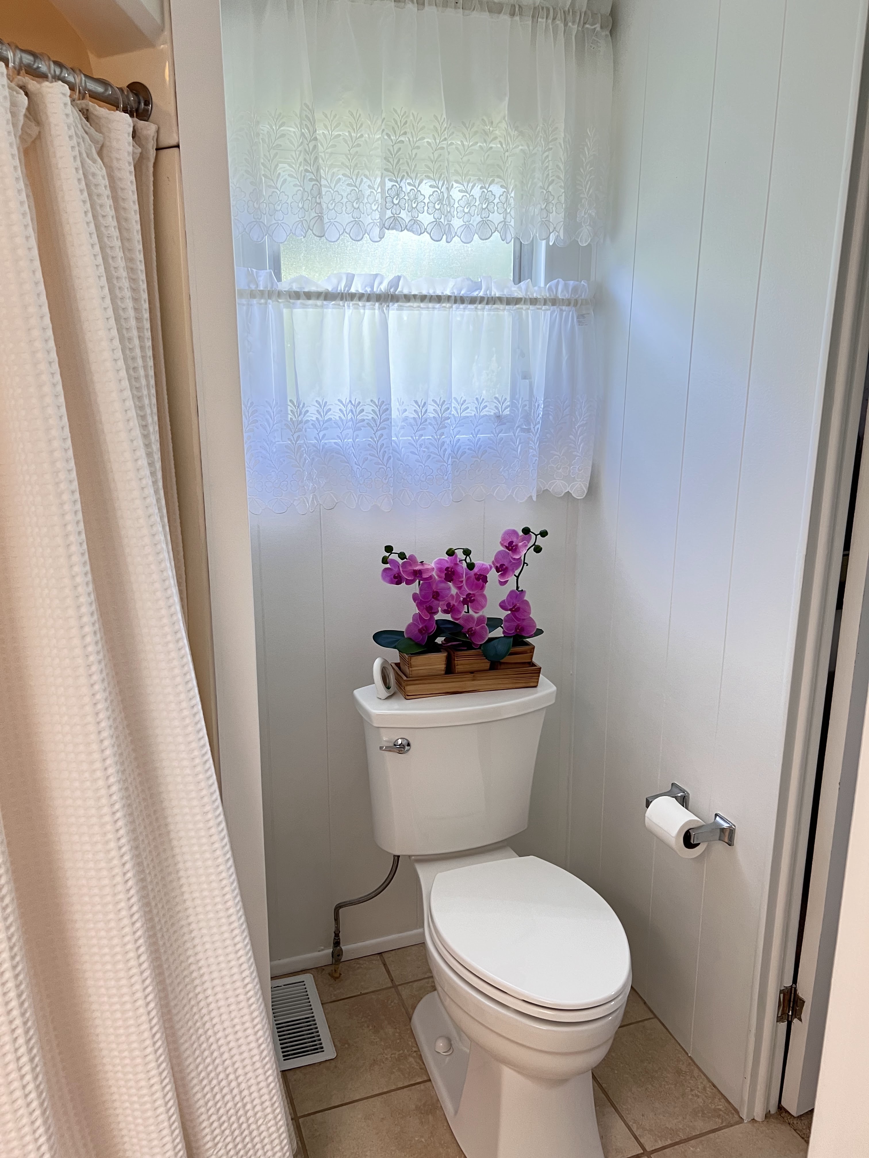 8221 Morgan Drive, Sarasota, Florida 34238, 2 Bedrooms Bedrooms, ,2 BathroomsBathrooms,55-Plus Mobile Home,For Sale,Morgan Drive,4033