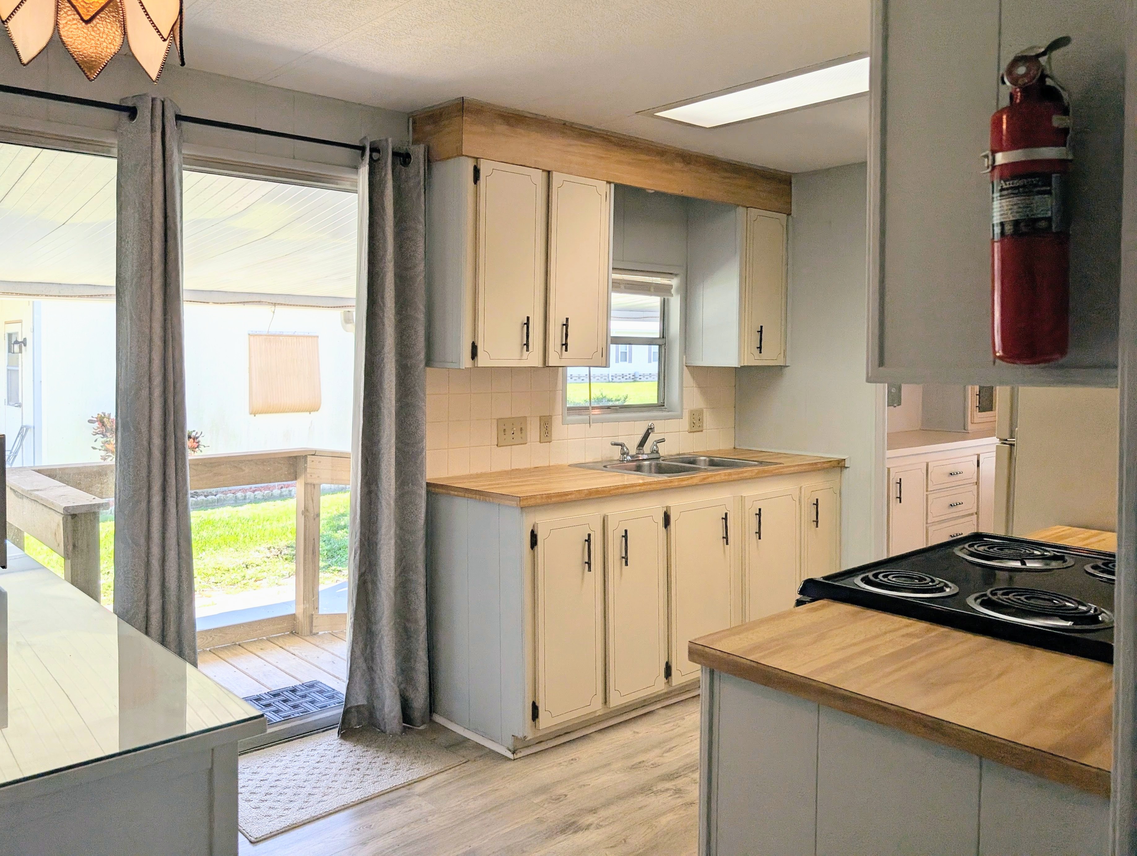 4338 Hamlin Way, Wimauma, Florida 33598, 2 Bedrooms Bedrooms, ,2 BathroomsBathrooms,55-Plus Mobile Home,For Sale,Hamlin Way,4040