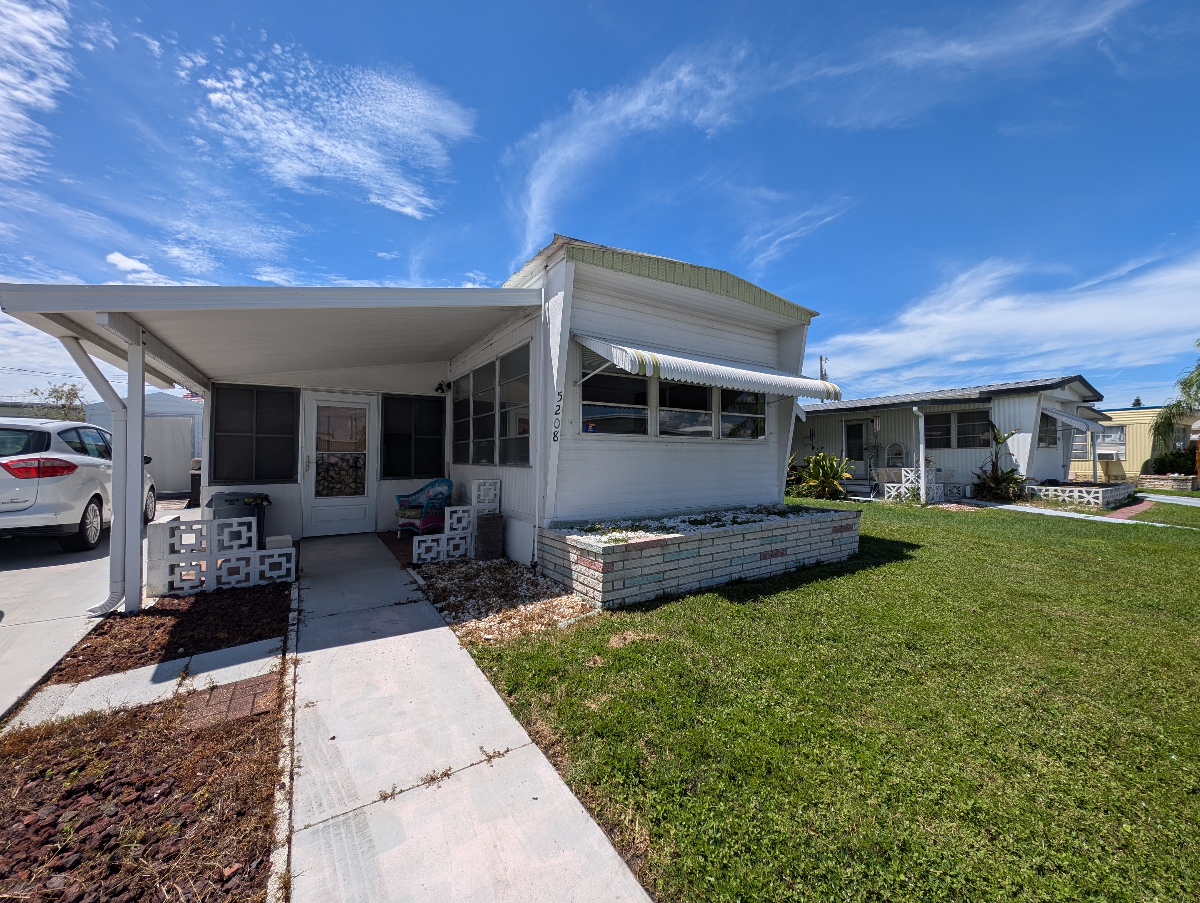 5208 5th St Circle West, Bradenton, Florida 34207, 1 Bedroom Bedrooms, ,1 BathroomBathrooms,55-Plus Mobile Home,For Sale,5th St Circle West,4043