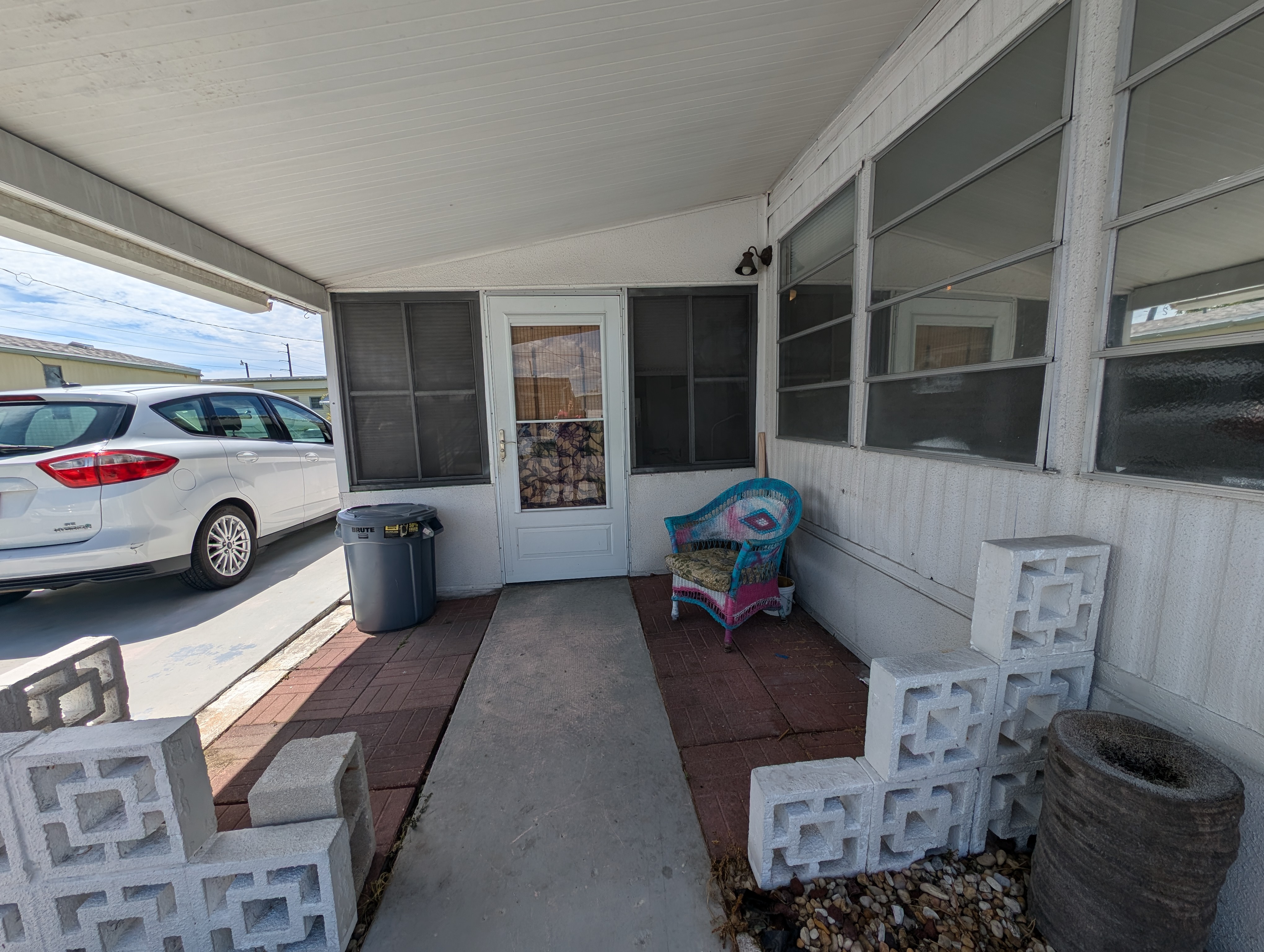 5208 5th St Circle West, Bradenton, Florida 34207, 1 Bedroom Bedrooms, ,1 BathroomBathrooms,55-Plus Mobile Home,For Sale,5th St Circle West,4043