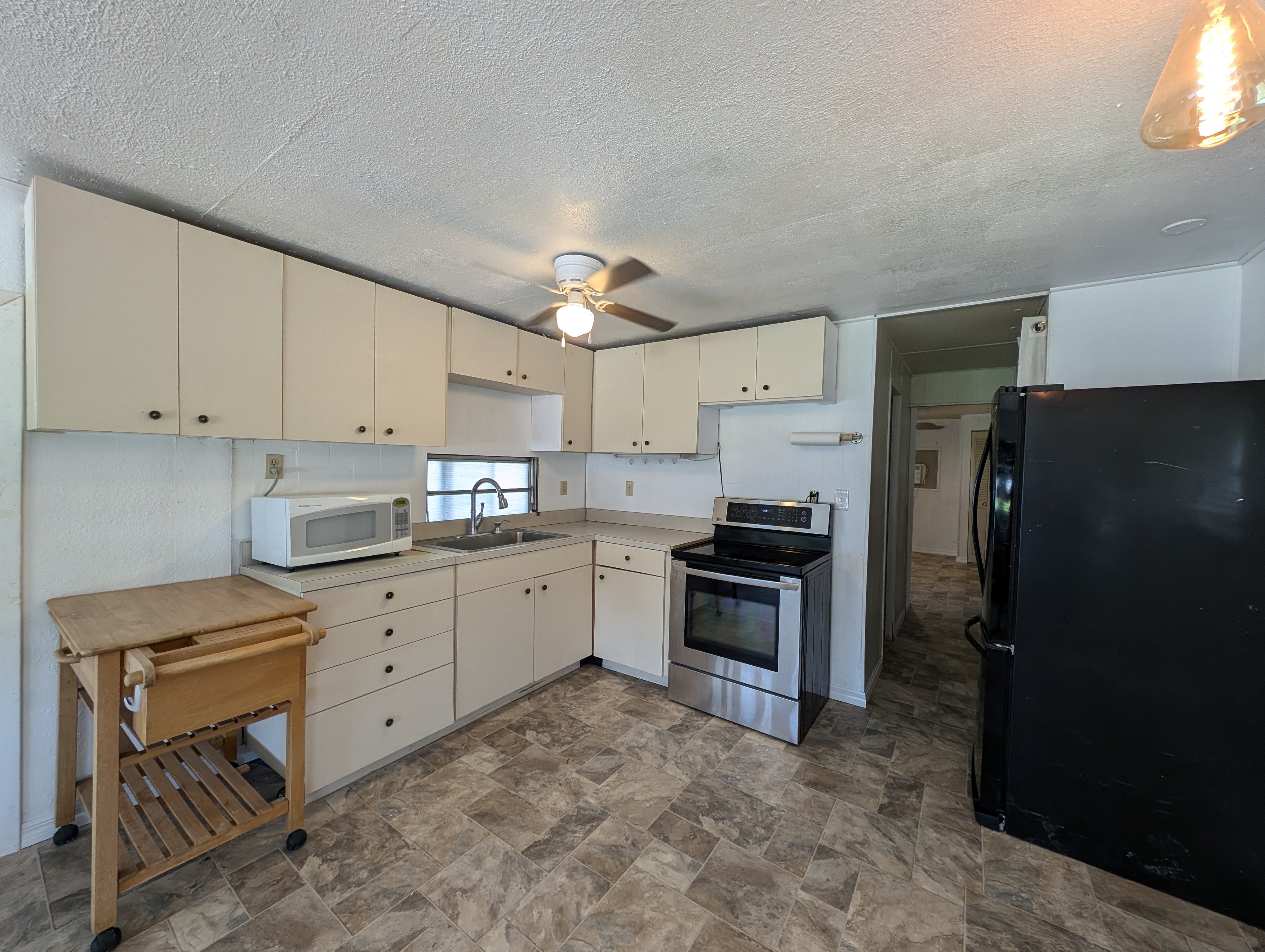 5208 5th St Circle West, Bradenton, Florida 34207, 1 Bedroom Bedrooms, ,1 BathroomBathrooms,55-Plus Mobile Home,For Sale,5th St Circle West,4043