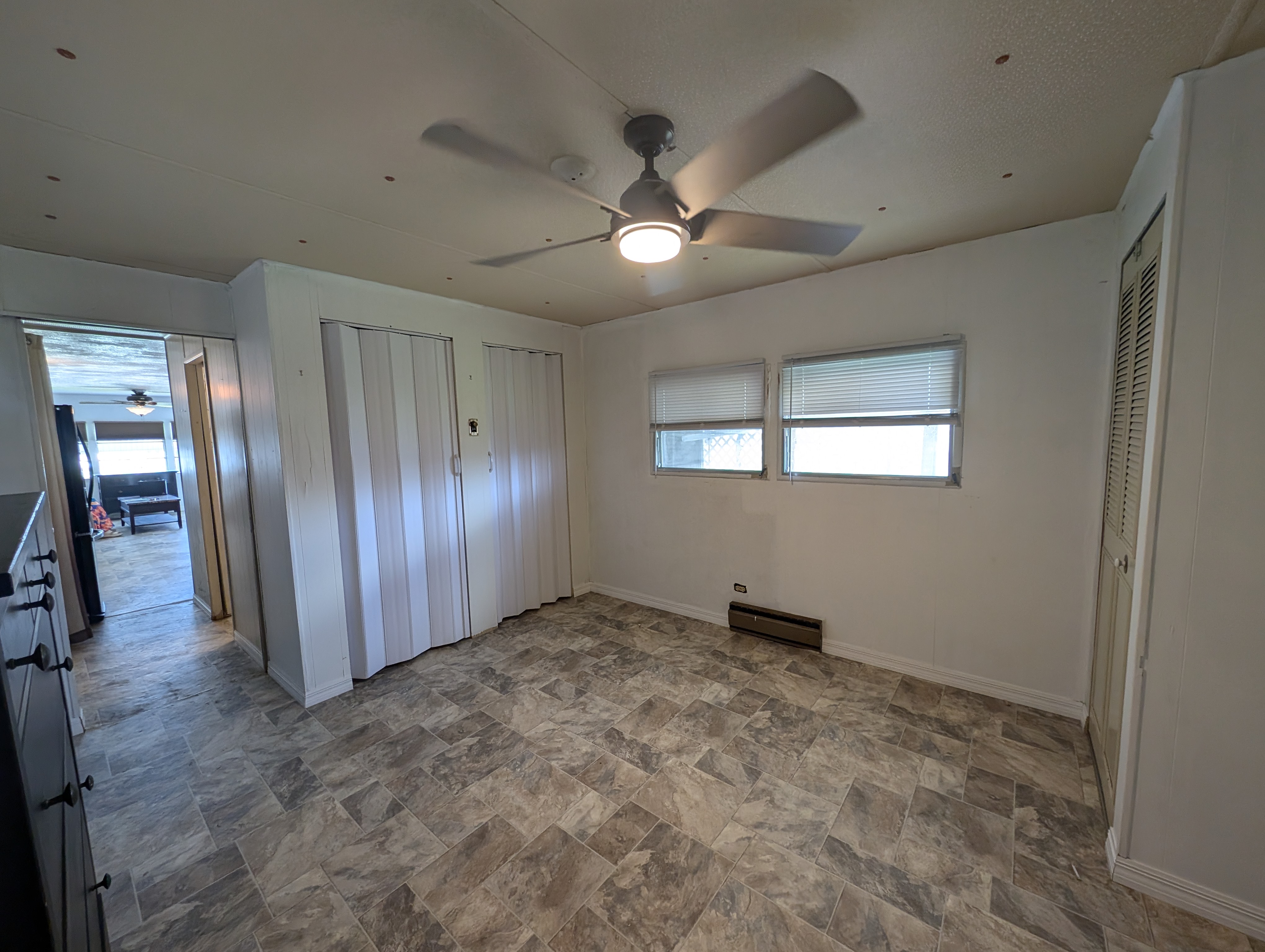 5208 5th St Circle West, Bradenton, Florida 34207, 1 Bedroom Bedrooms, ,1 BathroomBathrooms,55-Plus Mobile Home,For Sale,5th St Circle West,4043