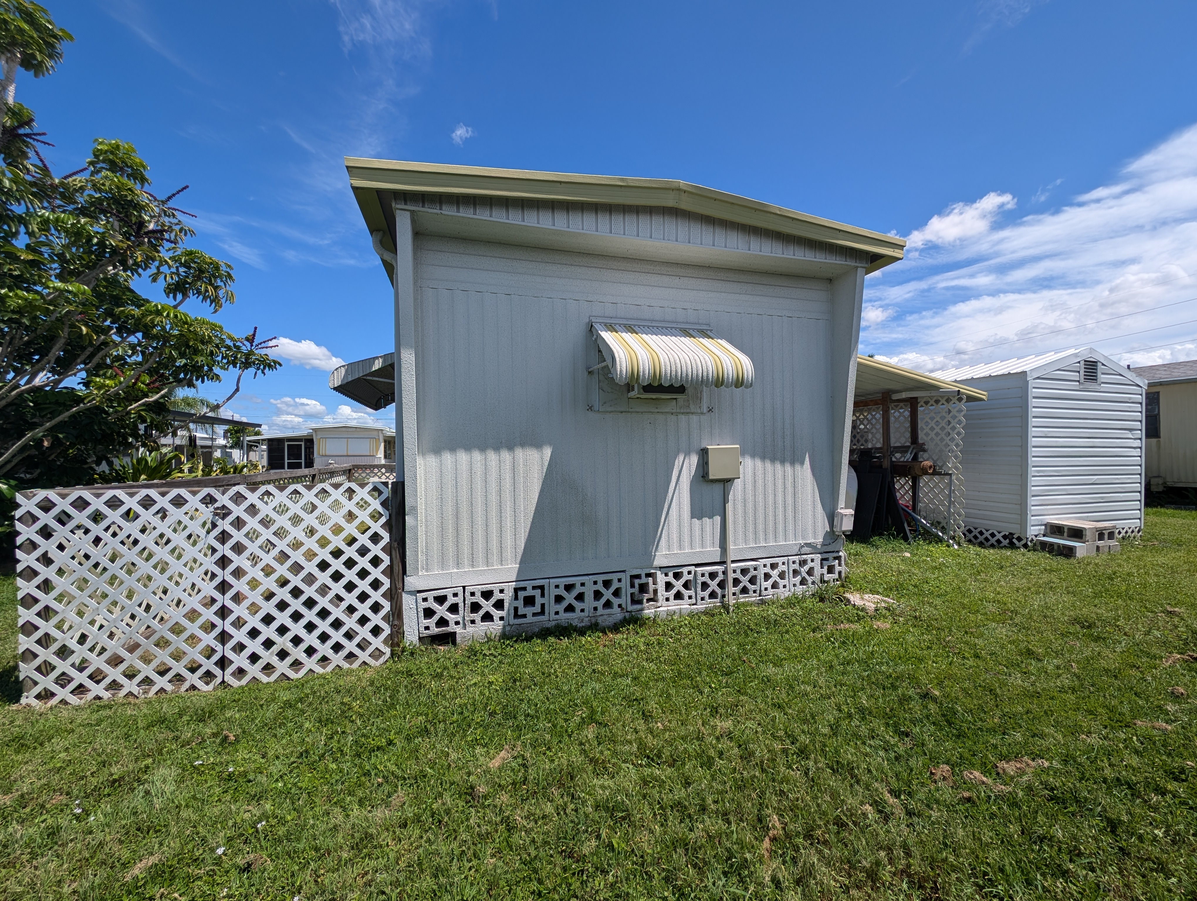 5208 5th St Circle West, Bradenton, Florida 34207, 1 Bedroom Bedrooms, ,1 BathroomBathrooms,55-Plus Mobile Home,For Sale,5th St Circle West,4043
