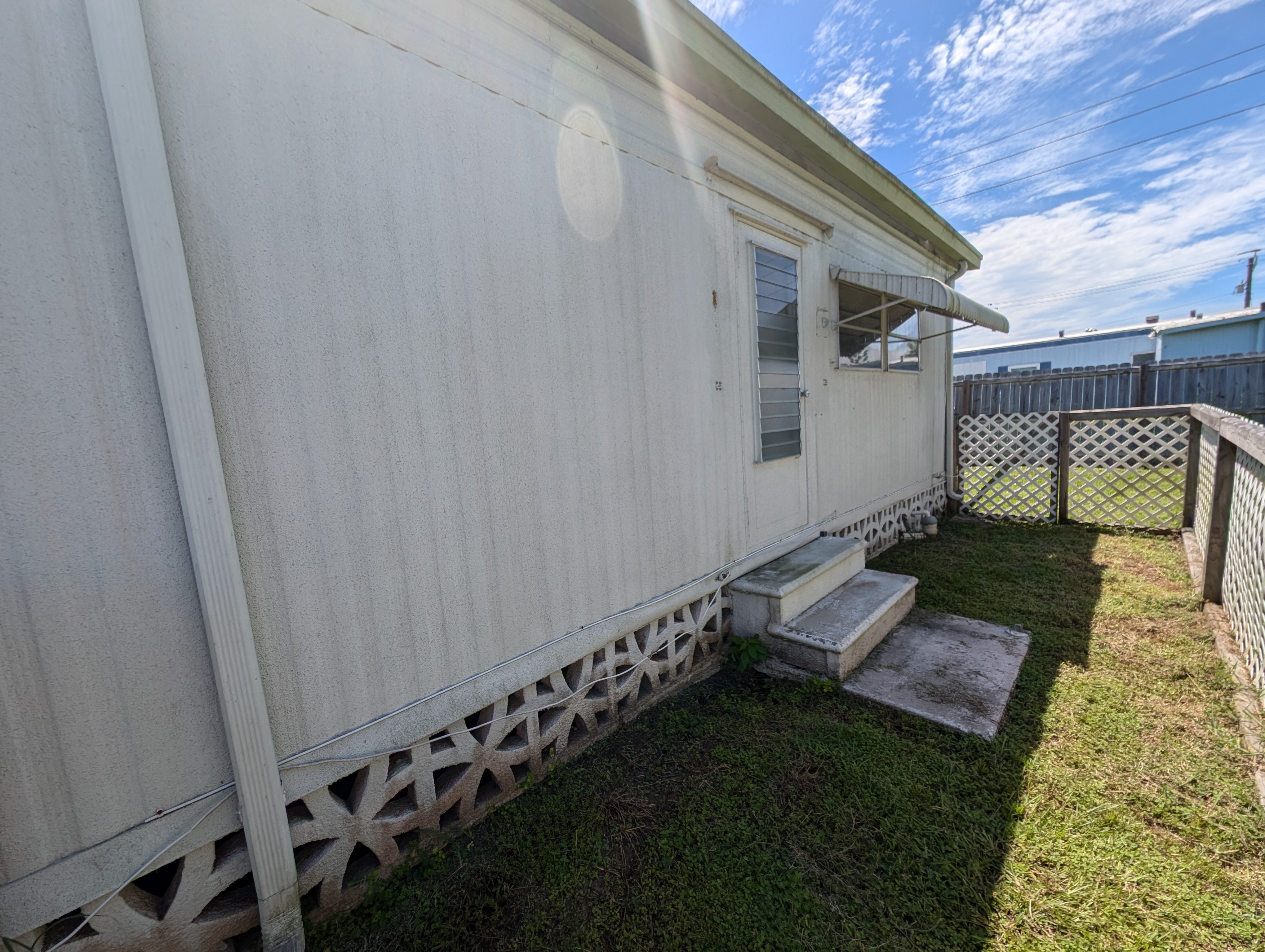 5208 5th St Circle West, Bradenton, Florida 34207, 1 Bedroom Bedrooms, ,1 BathroomBathrooms,55-Plus Mobile Home,For Sale,5th St Circle West,4043