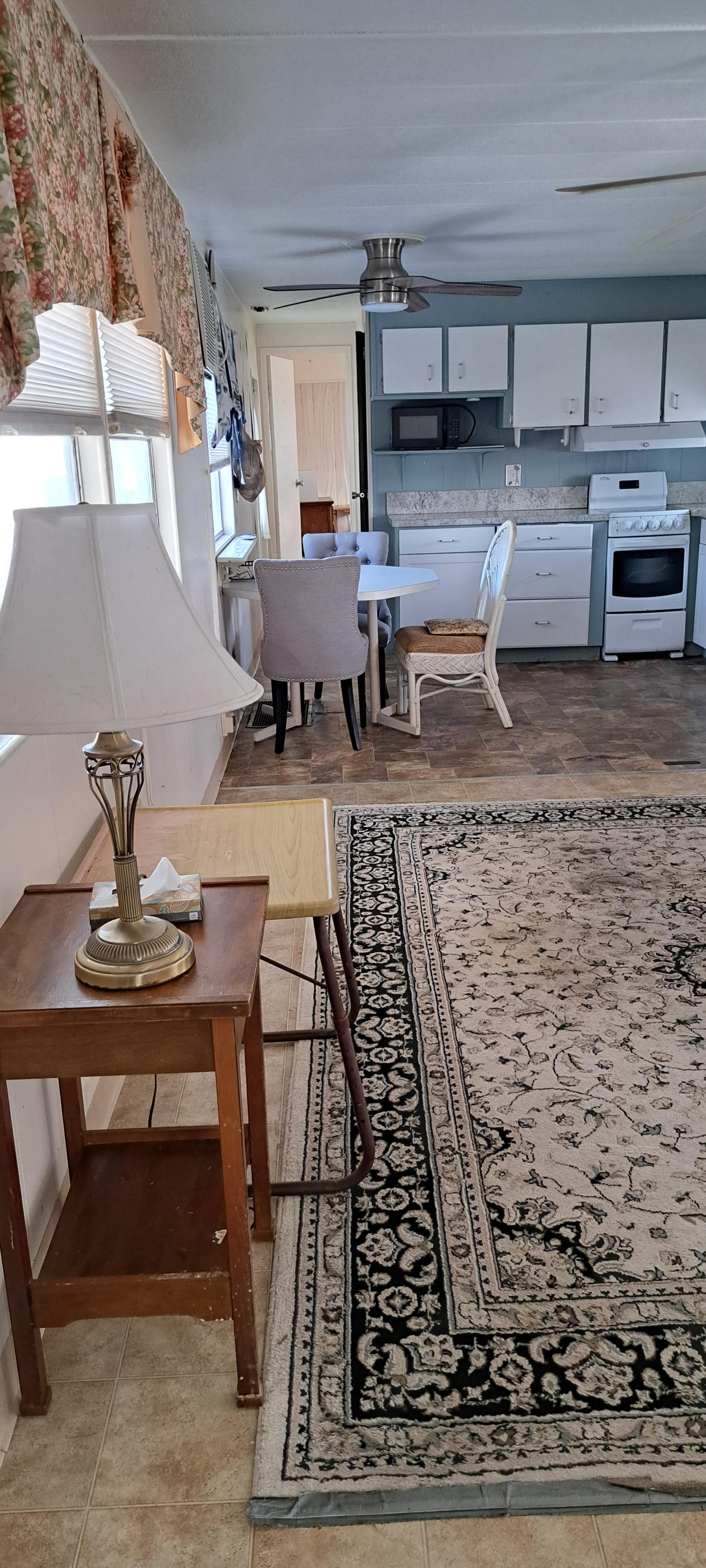 12651 Seminole Blvd, Lot 22M, Largo, Florida 33778, 2 Bedrooms Bedrooms, ,1.5 BathroomsBathrooms,55-Plus Mobile Home,For Sale,Seminole Blvd, Lot 22M,4044