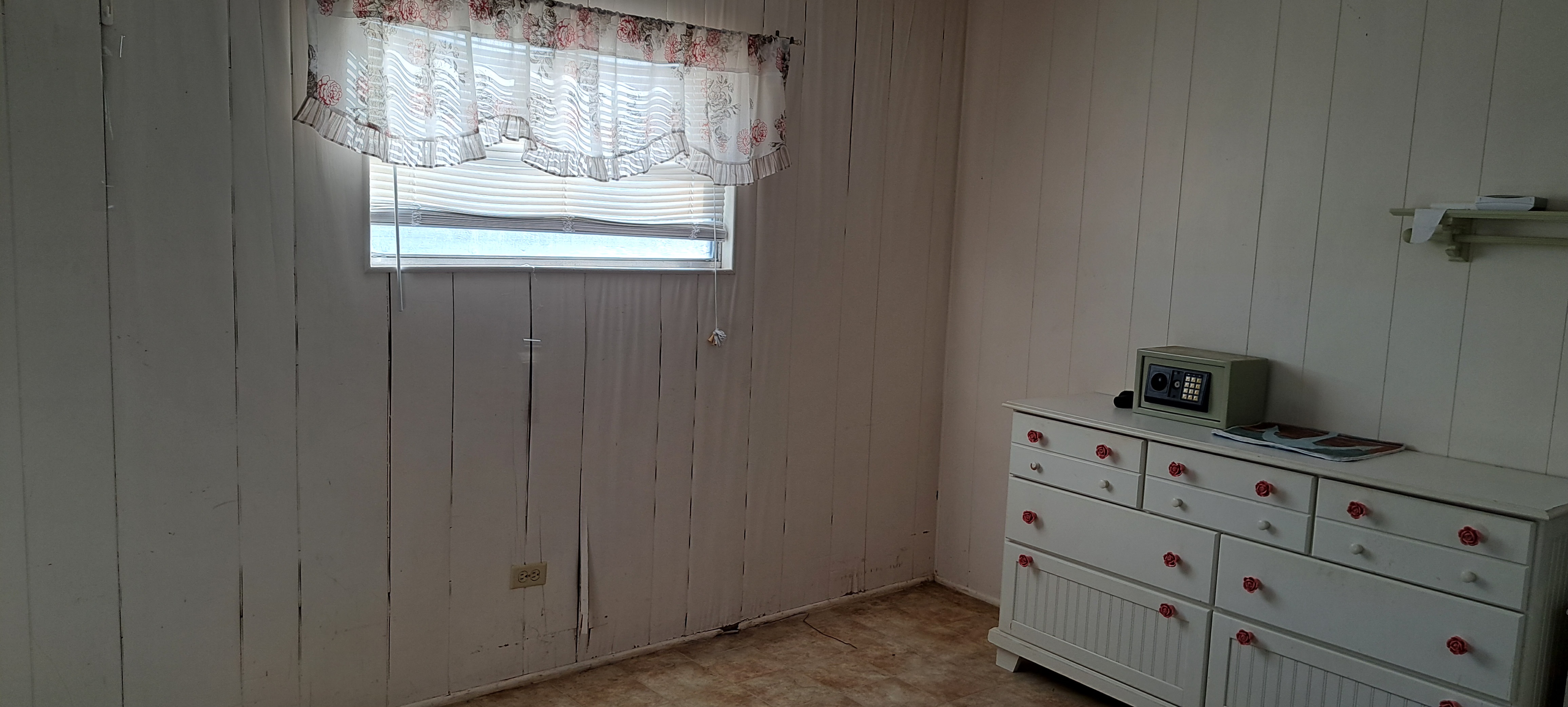 12651 Seminole Blvd, Lot 22M, Largo, Florida 33778, 2 Bedrooms Bedrooms, ,1.5 BathroomsBathrooms,55-Plus Mobile Home,For Sale,Seminole Blvd, Lot 22M,4044