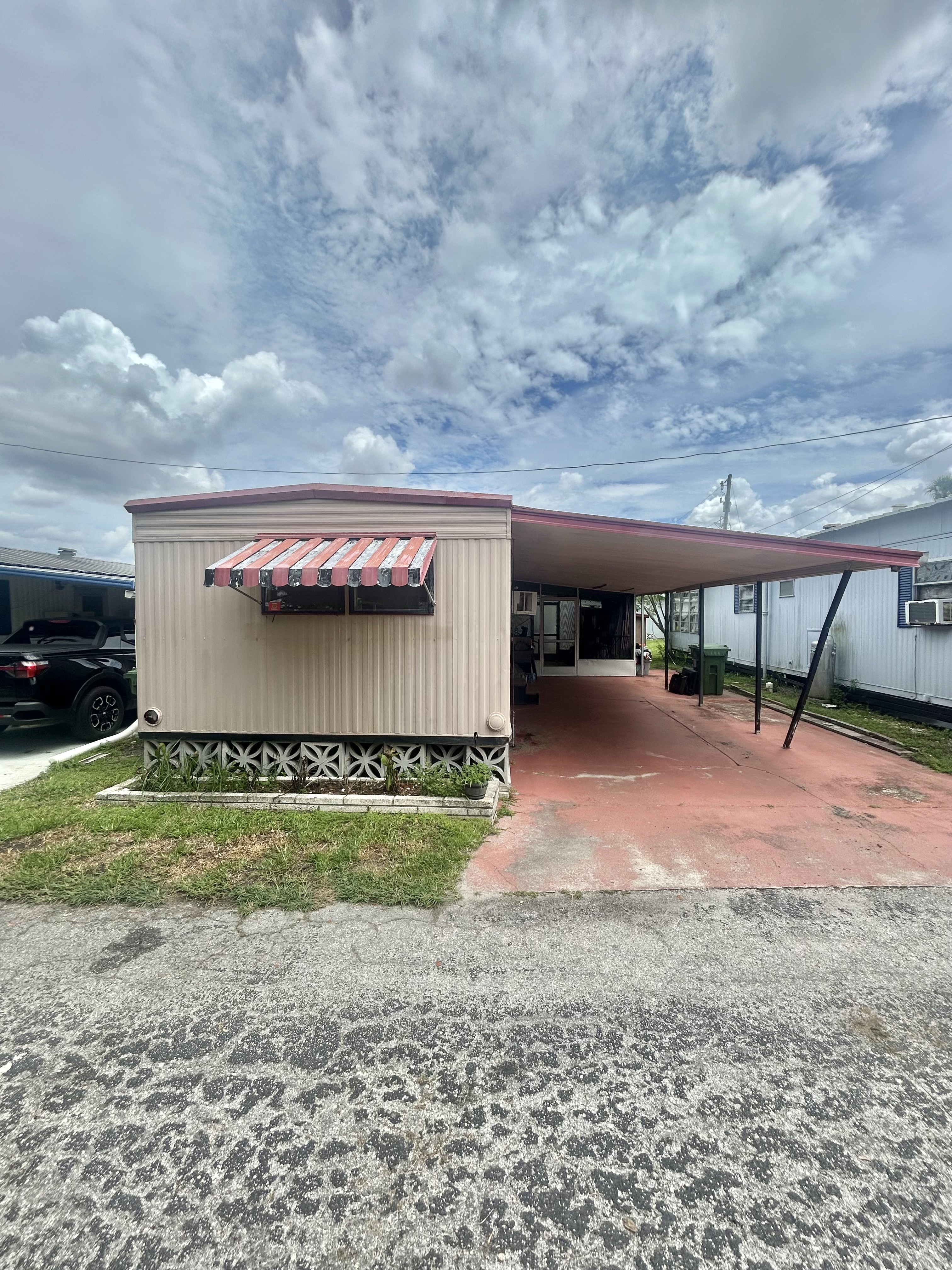 8 Idle Lane, Bradenton, Florida 34208, 1 Bedroom Bedrooms, ,1 BathroomBathrooms,55-Plus Mobile Home,For Sale,Idle Lane,4050