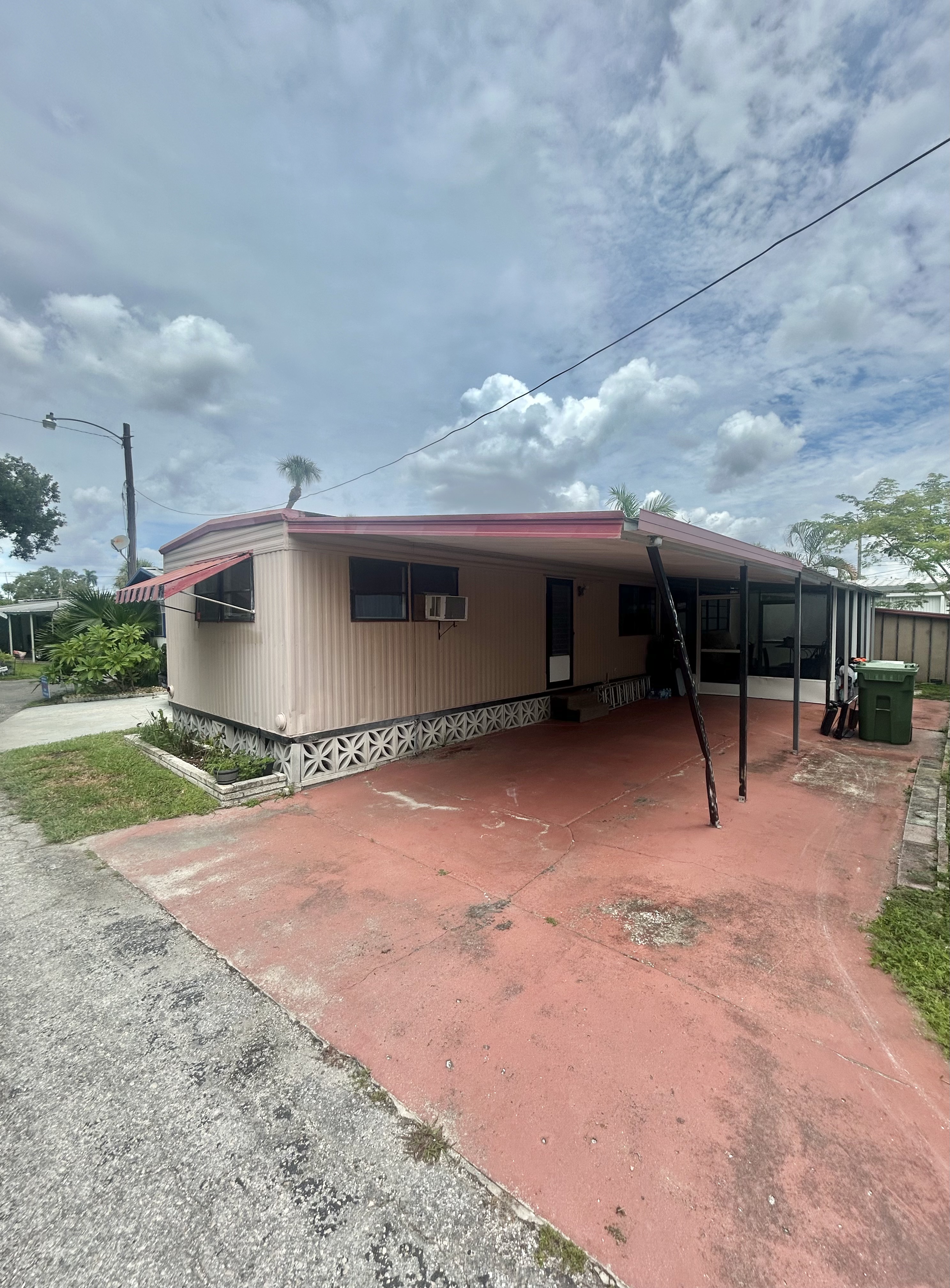 8 Idle Lane, Bradenton, Florida 34208, 1 Bedroom Bedrooms, ,1 BathroomBathrooms,55-Plus Mobile Home,For Sale,Idle Lane,4050