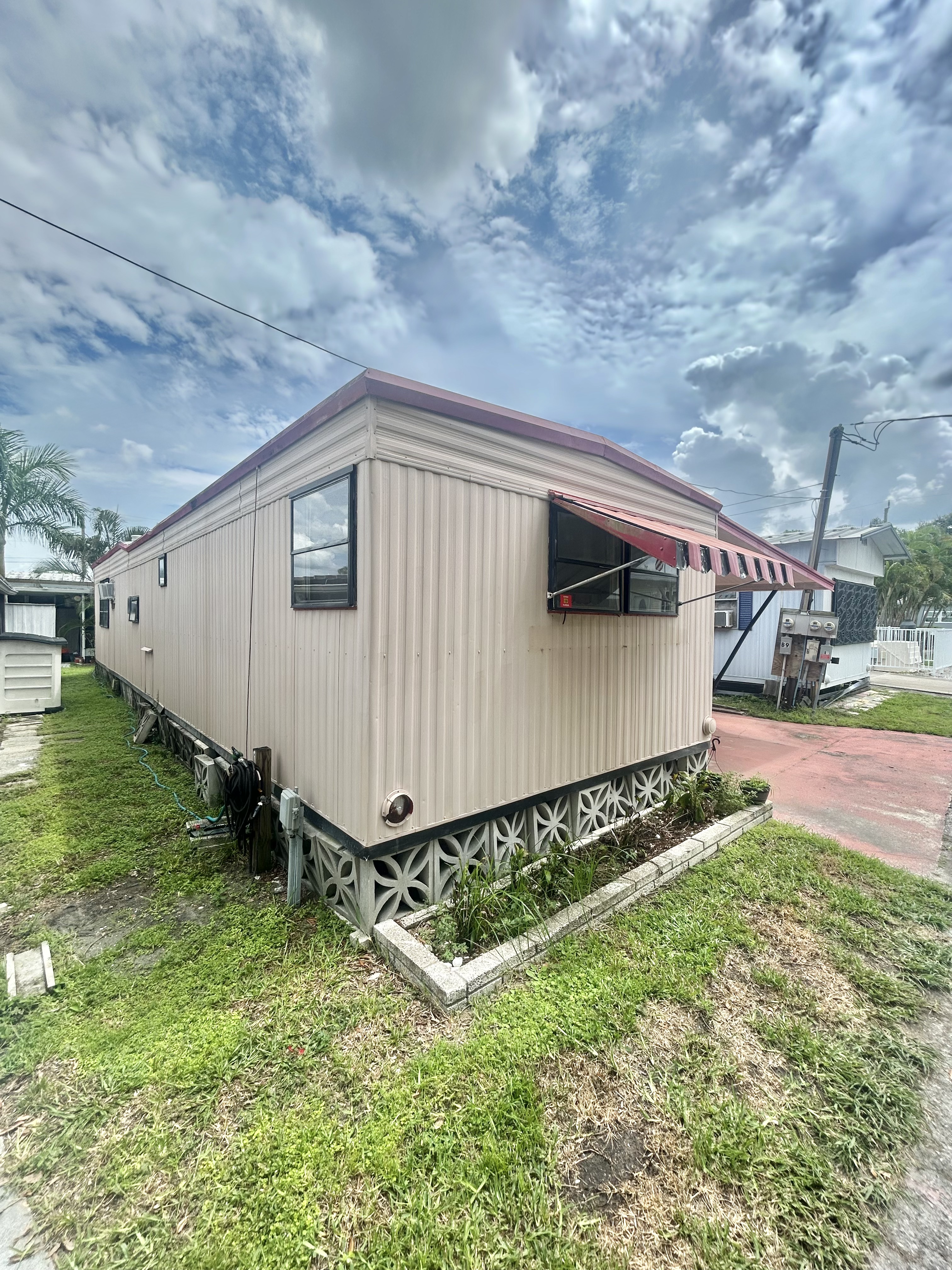 8 Idle Lane, Bradenton, Florida 34208, 1 Bedroom Bedrooms, ,1 BathroomBathrooms,55-Plus Mobile Home,For Sale,Idle Lane,4050