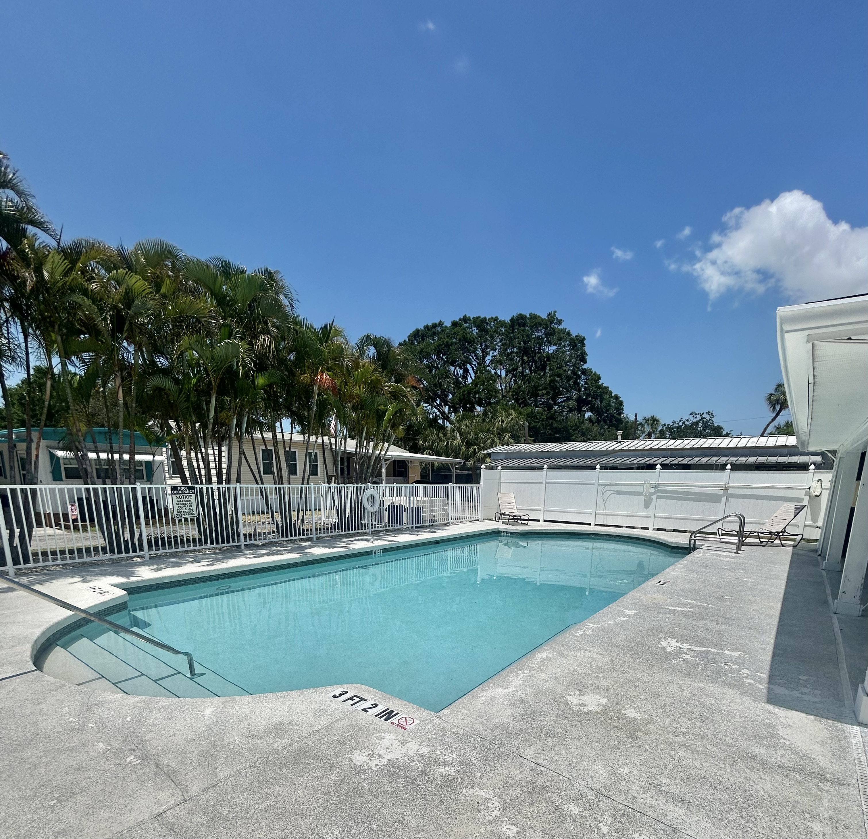 8 Idle Lane, Bradenton, Florida 34208, 1 Bedroom Bedrooms, ,1 BathroomBathrooms,55-Plus Mobile Home,For Sale,Idle Lane,4050