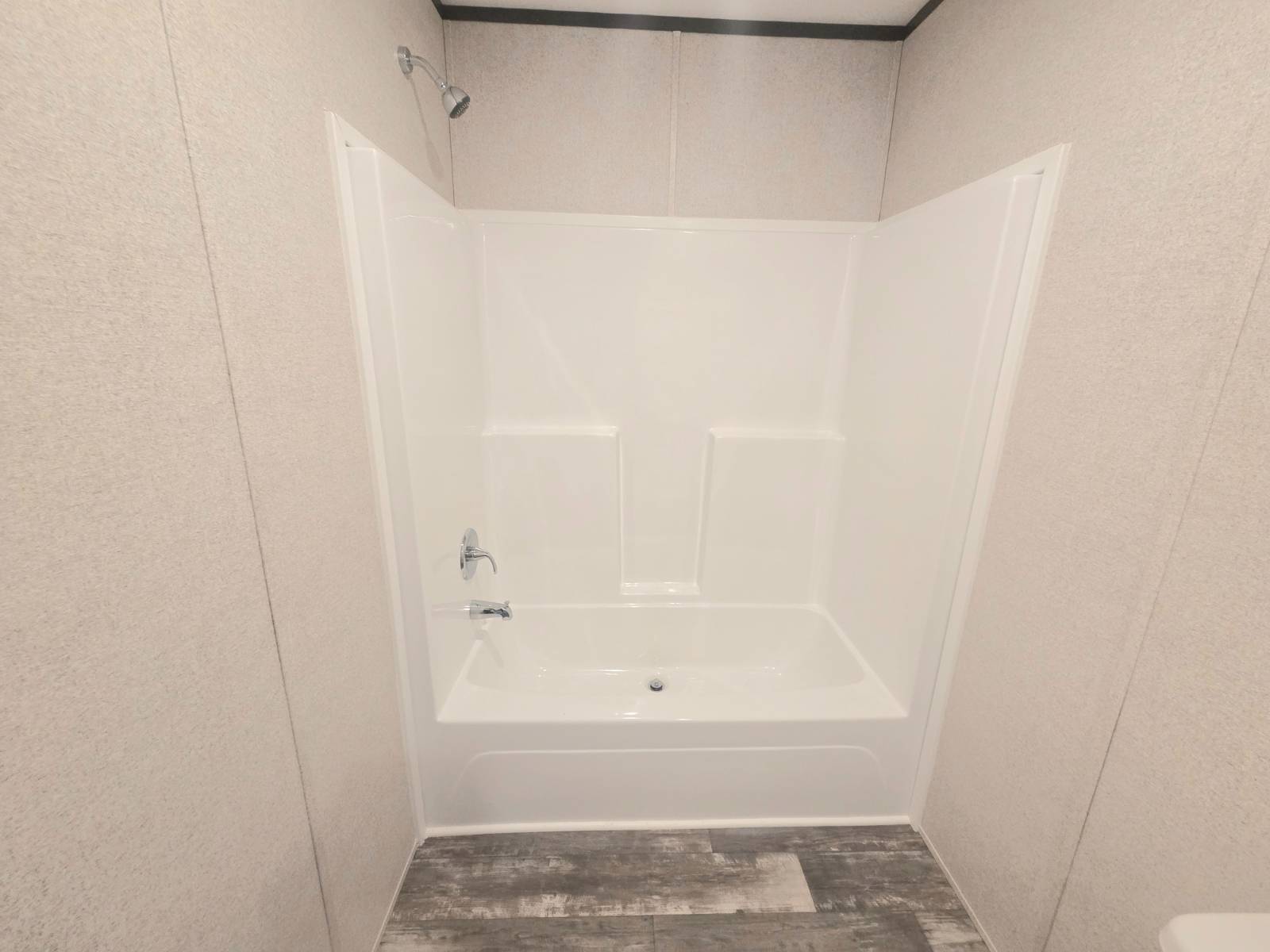 603 63rd Avenue West, Lot J18, Bradenton, Florida 34207, 3 Bedrooms Bedrooms, ,2 BathroomsBathrooms,55-Plus Mobile Home,For Rent,63rd Avenue West, Lot J18,4055