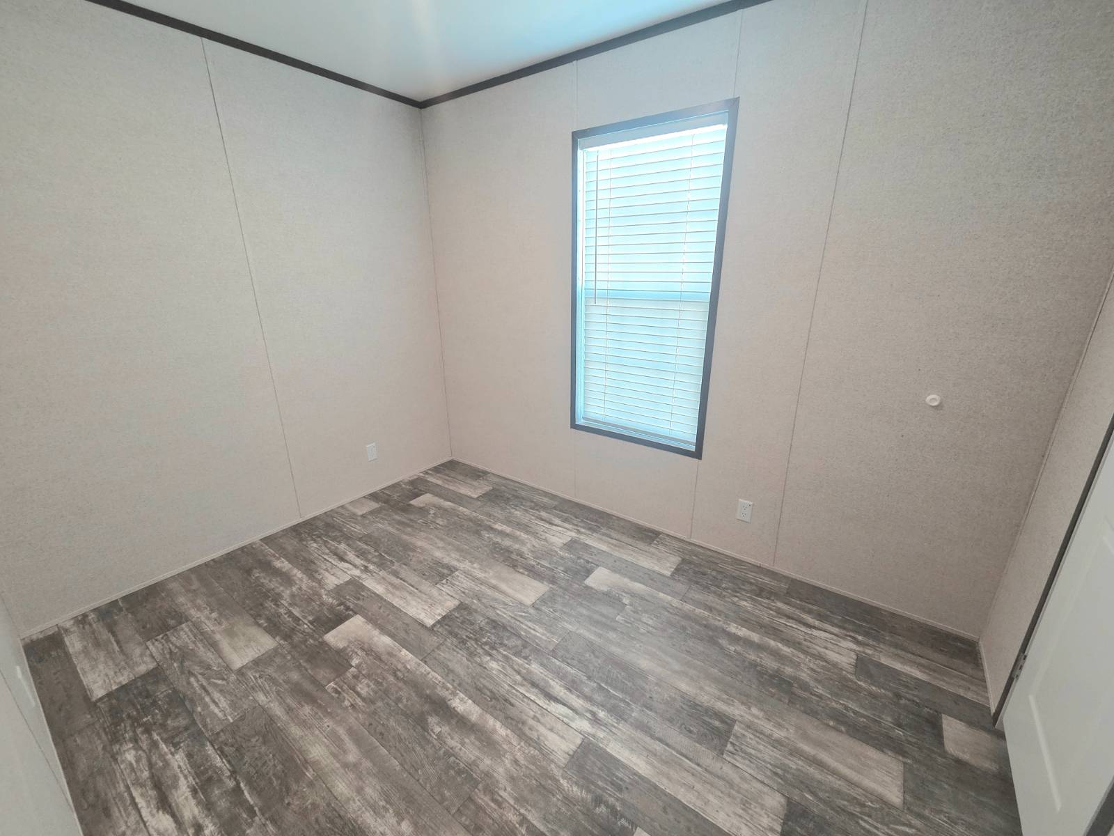 603 63rd Avenue West, Lot J18, Bradenton, Florida 34207, 3 Bedrooms Bedrooms, ,2 BathroomsBathrooms,55-Plus Mobile Home,For Rent,63rd Avenue West, Lot J18,4055