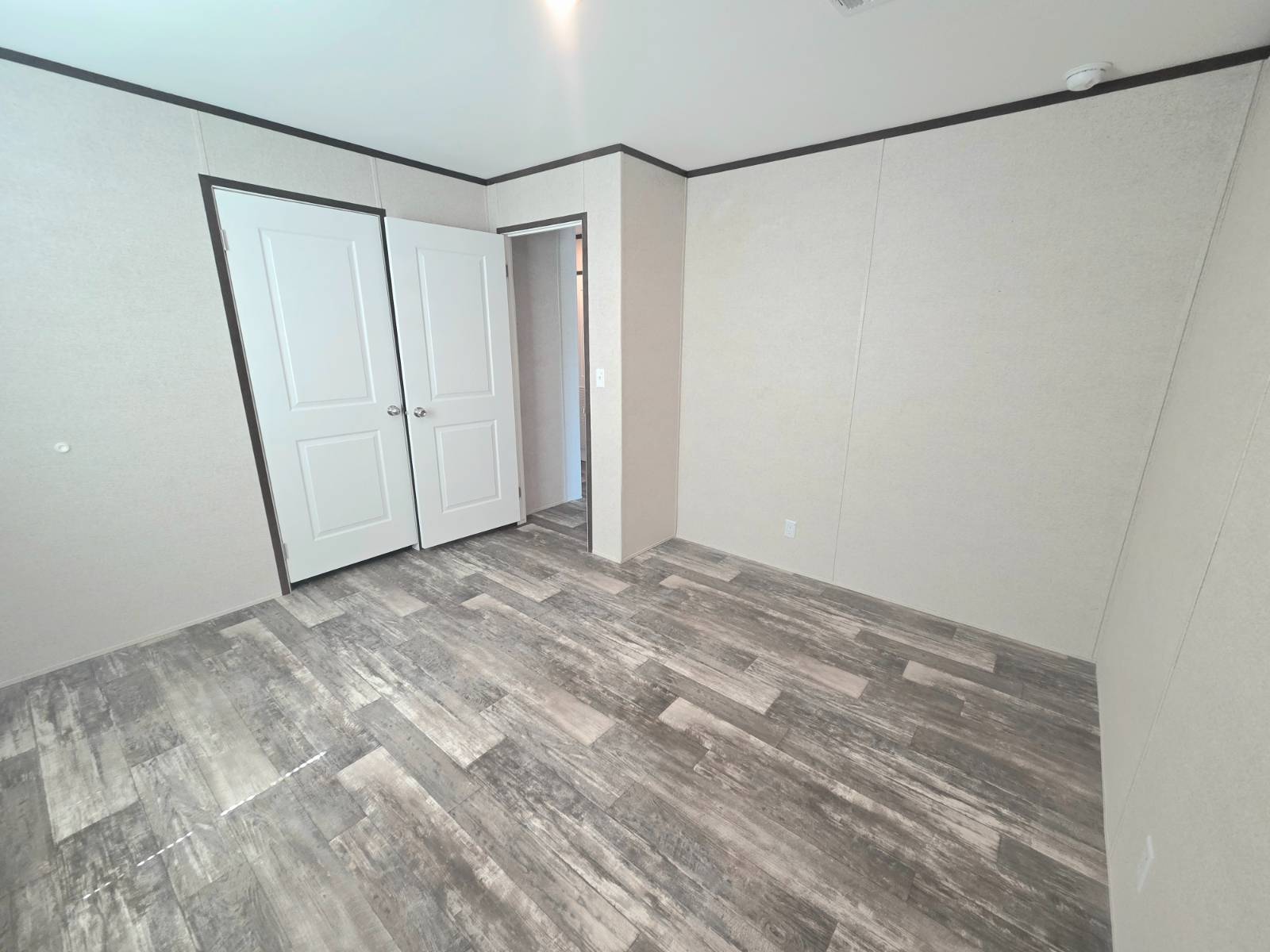 603 63rd Avenue West, Lot J18, Bradenton, Florida 34207, 3 Bedrooms Bedrooms, ,2 BathroomsBathrooms,55-Plus Mobile Home,For Rent,63rd Avenue West, Lot J18,4055