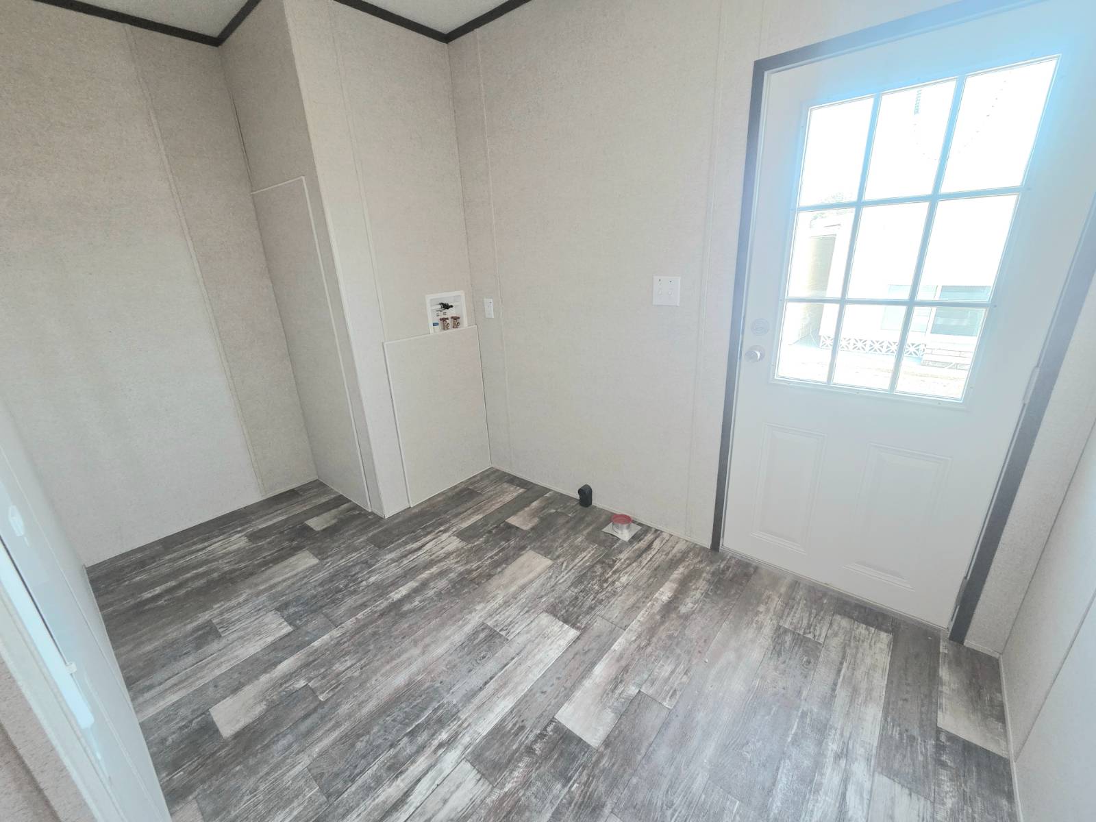 603 63rd Avenue West, Lot J18, Bradenton, Florida 34207, 3 Bedrooms Bedrooms, ,2 BathroomsBathrooms,55-Plus Mobile Home,For Rent,63rd Avenue West, Lot J18,4055