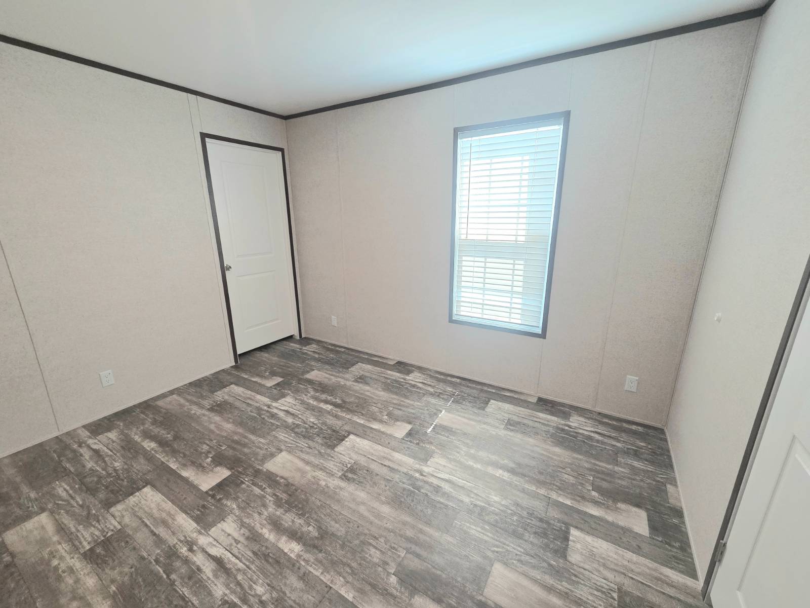 603 63rd Avenue West, Lot J18, Bradenton, Florida 34207, 3 Bedrooms Bedrooms, ,2 BathroomsBathrooms,55-Plus Mobile Home,For Rent,63rd Avenue West, Lot J18,4055