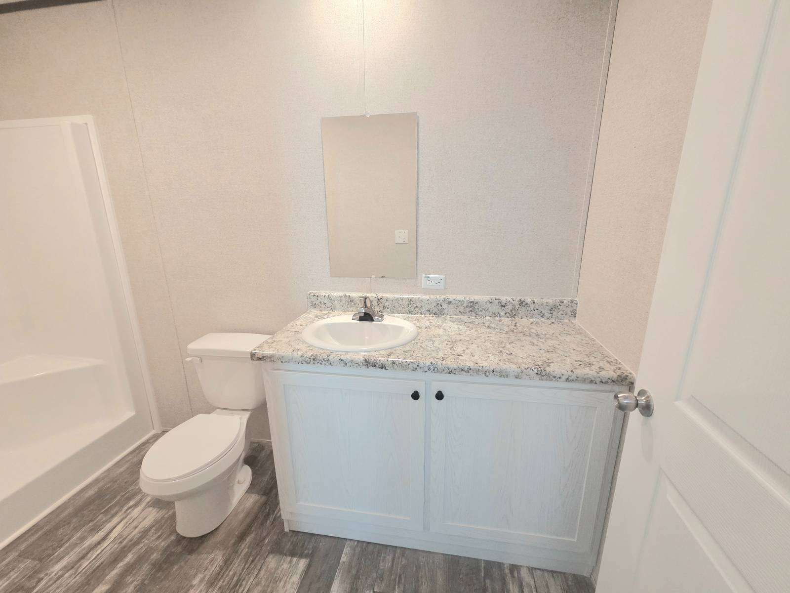 603 63rd Avenue West, Lot J18, Bradenton, Florida 34207, 3 Bedrooms Bedrooms, ,2 BathroomsBathrooms,55-Plus Mobile Home,For Rent,63rd Avenue West, Lot J18,4055
