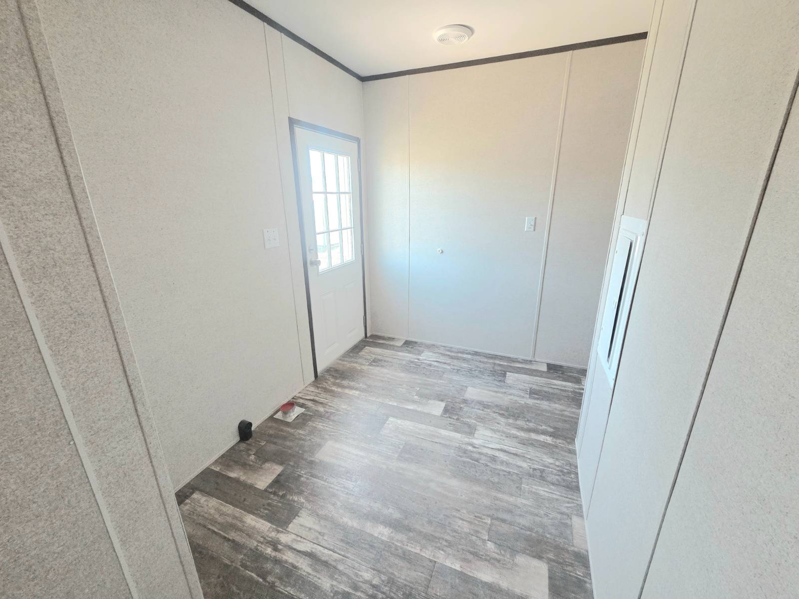 603 63rd Avenue West, Lot J18, Bradenton, Florida 34207, 3 Bedrooms Bedrooms, ,2 BathroomsBathrooms,55-Plus Mobile Home,For Rent,63rd Avenue West, Lot J18,4055