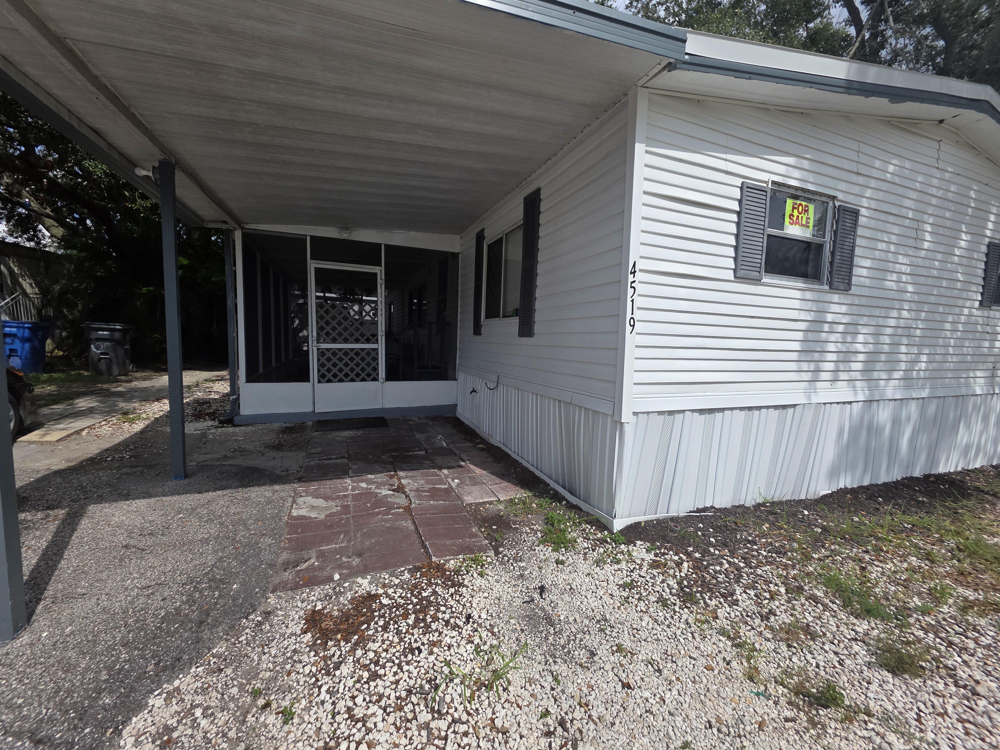 4519 Green Palm Lane, Lot 558, Tampa, Florida 33610, 3 Bedrooms Bedrooms, ,2 BathroomsBathrooms,All - Age Mobile Home,For Sale,Green Palm Lane, Lot 558,4056