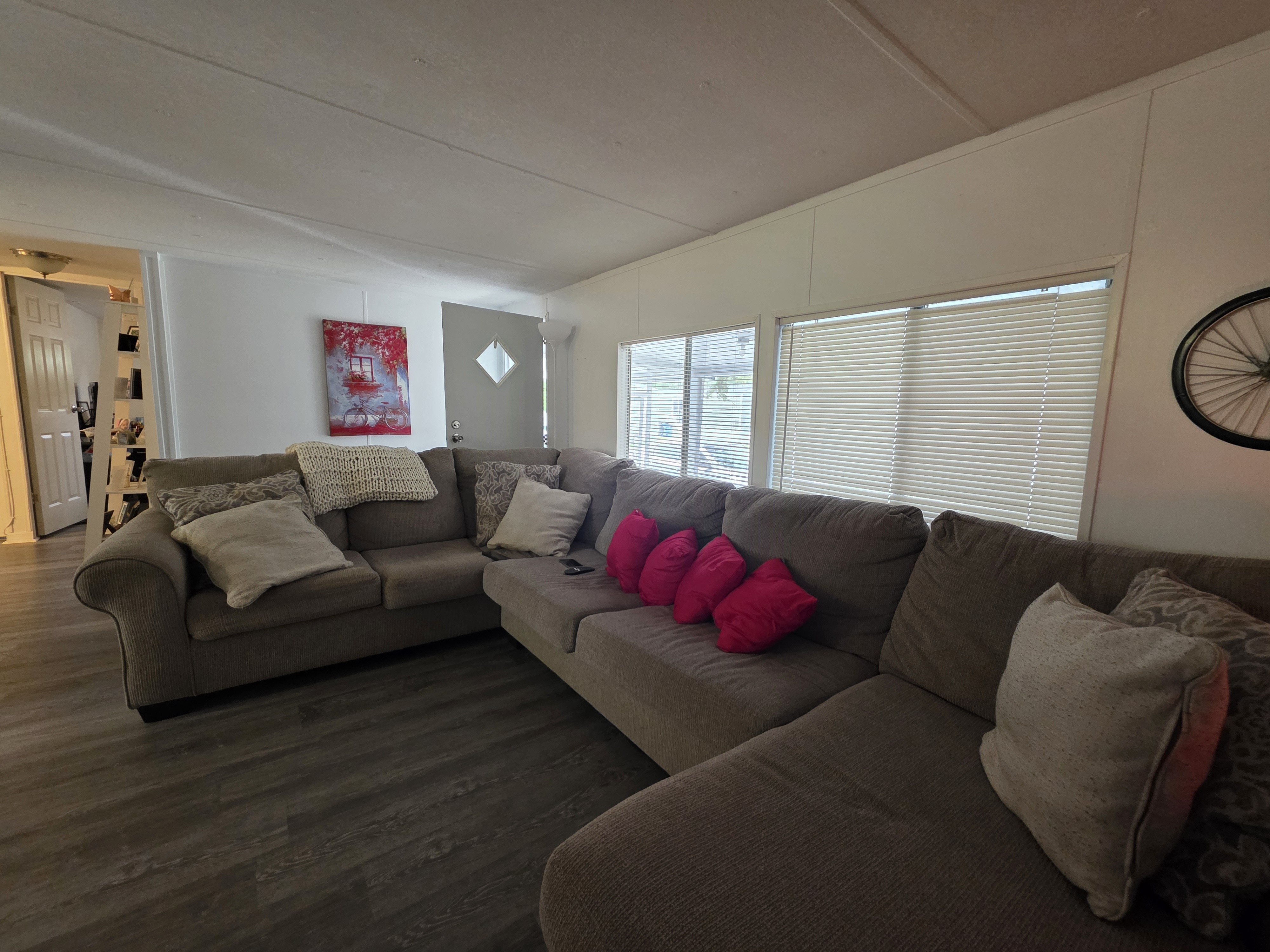 4519 Green Palm Lane, Lot 558, Tampa, Florida 33610, 3 Bedrooms Bedrooms, ,2 BathroomsBathrooms,All - Age Mobile Home,For Sale,Green Palm Lane, Lot 558,4056