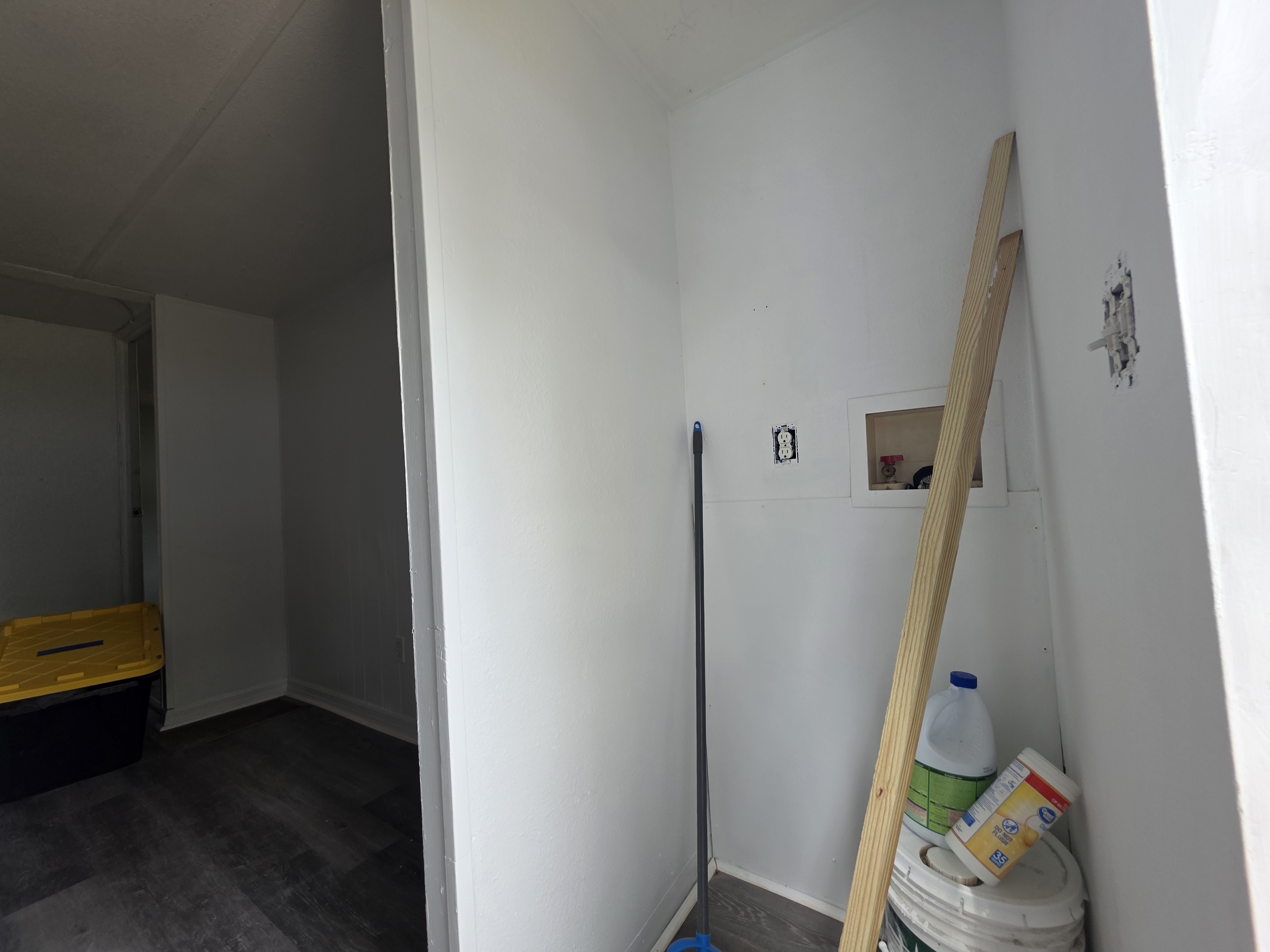 4519 Green Palm Lane, Lot 558, Tampa, Florida 33610, 3 Bedrooms Bedrooms, ,2 BathroomsBathrooms,All - Age Mobile Home,For Sale,Green Palm Lane, Lot 558,4056