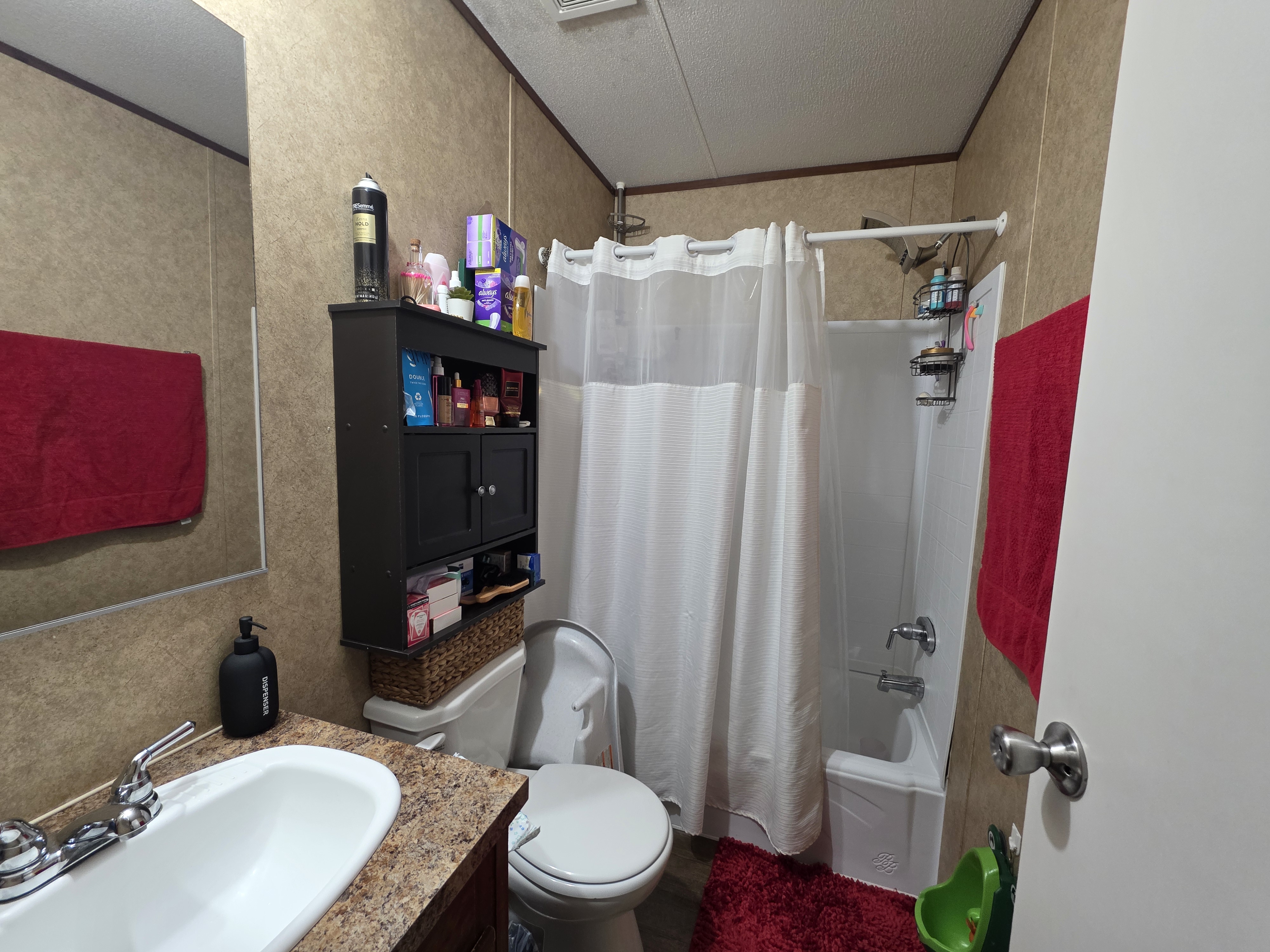 111 Avenue C South, Auburndale, Florida 33823, 3 Bedrooms Bedrooms, ,2 BathroomsBathrooms,All - Age Mobile Home,For Sale,Avenue C South,4059