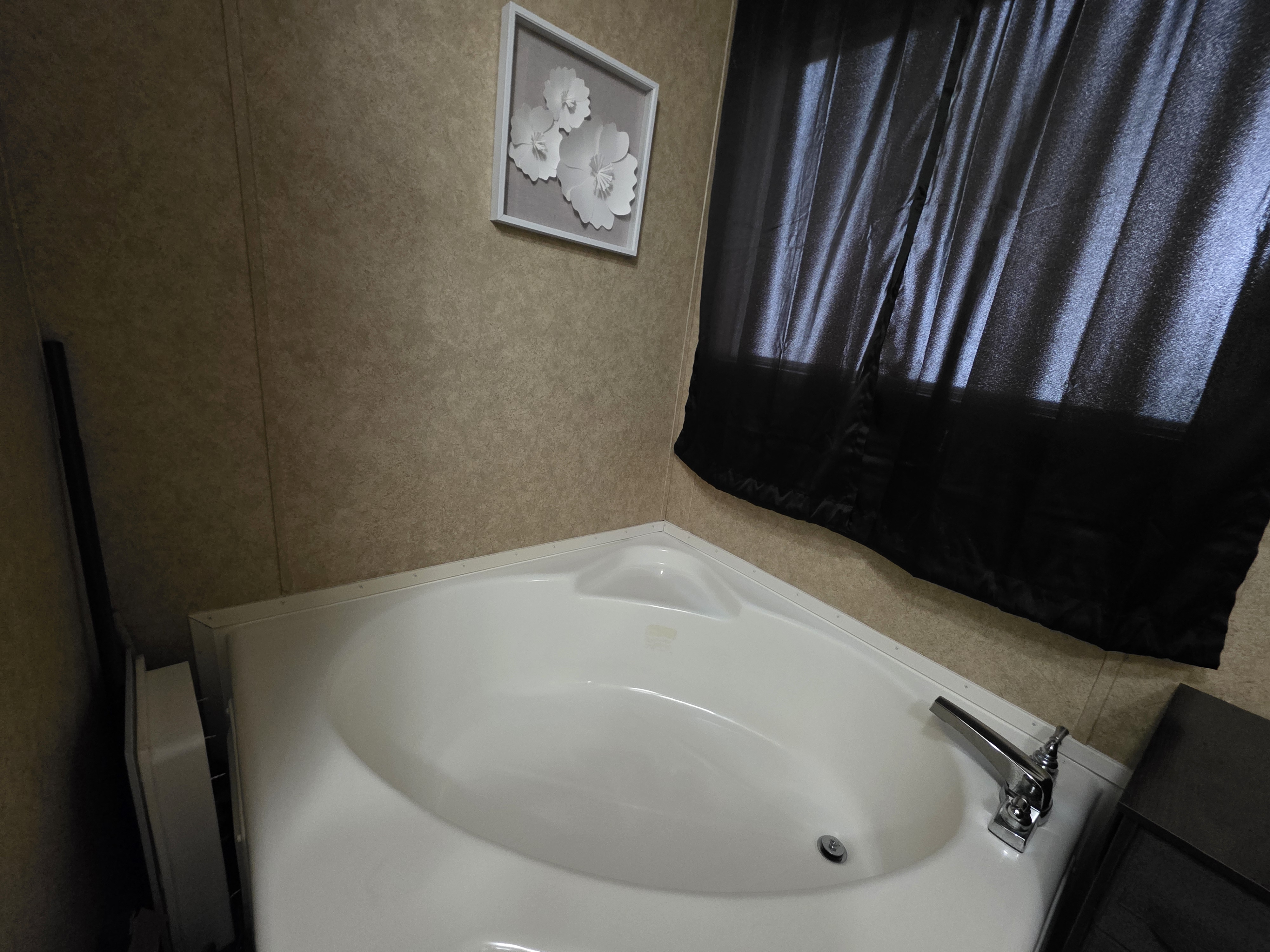 111 Avenue C South, Auburndale, Florida 33823, 3 Bedrooms Bedrooms, ,2 BathroomsBathrooms,All - Age Mobile Home,For Sale,Avenue C South,4059