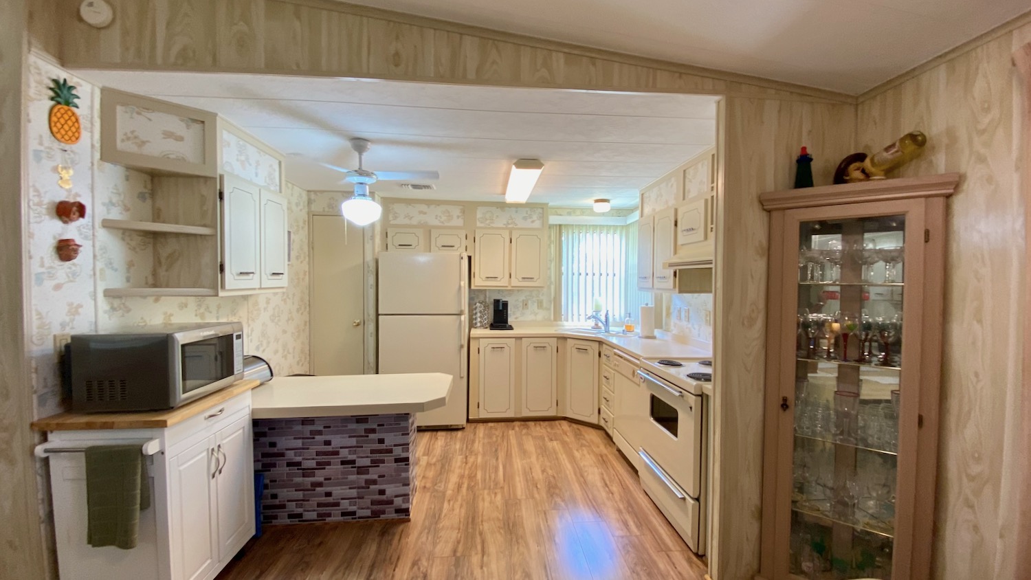 11649 Alepat Lane, Orlando, Florida 32836, 2 Bedrooms Bedrooms, ,2 BathroomsBathrooms,55-Plus Mobile Home,For Sale,Alepat Lane,4061