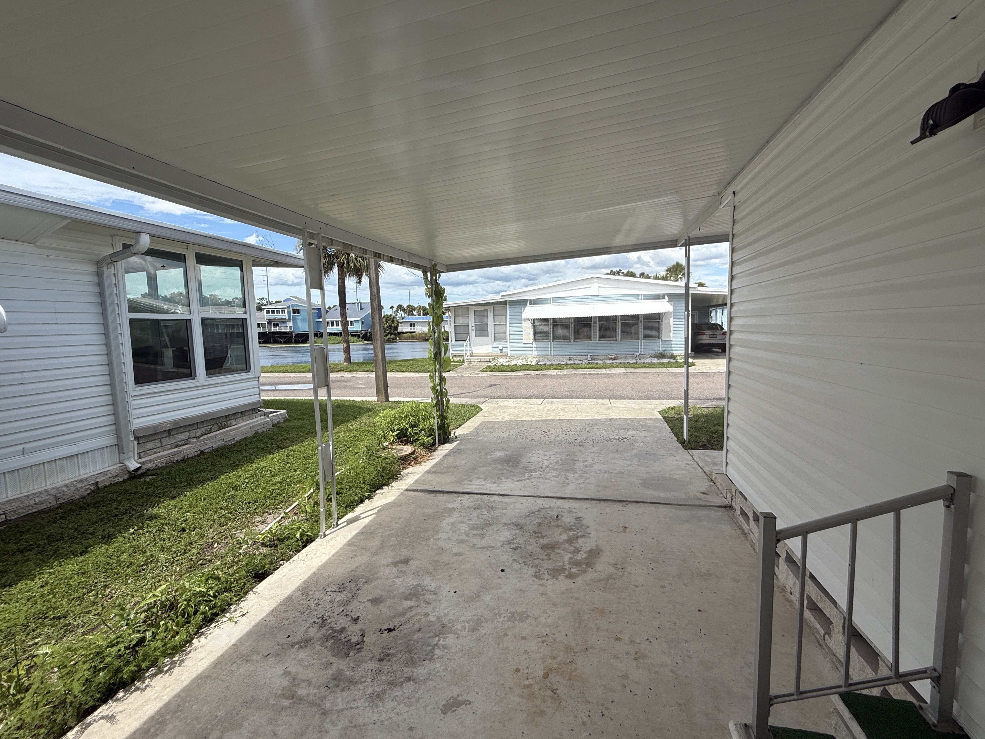 498 Red Wing Circle, Largo, Florida 33770, 2 Bedrooms Bedrooms, ,2 BathroomsBathrooms,55-Plus Mobile Home,For Sale,Red Wing Circle,4063